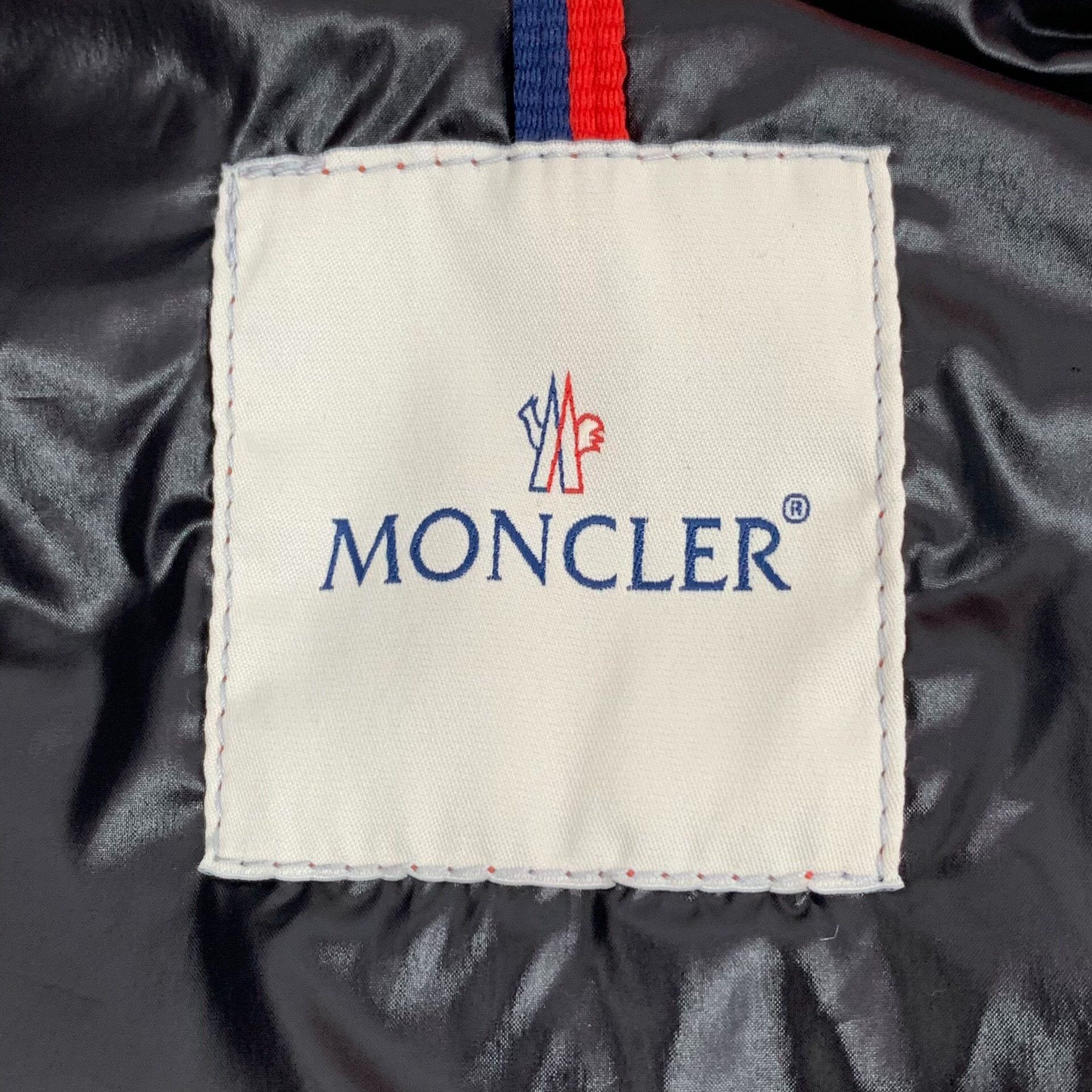 Moncler Moncler Vest M Men Size US M / EU 48-50 / 2 - 6 Thumbnail