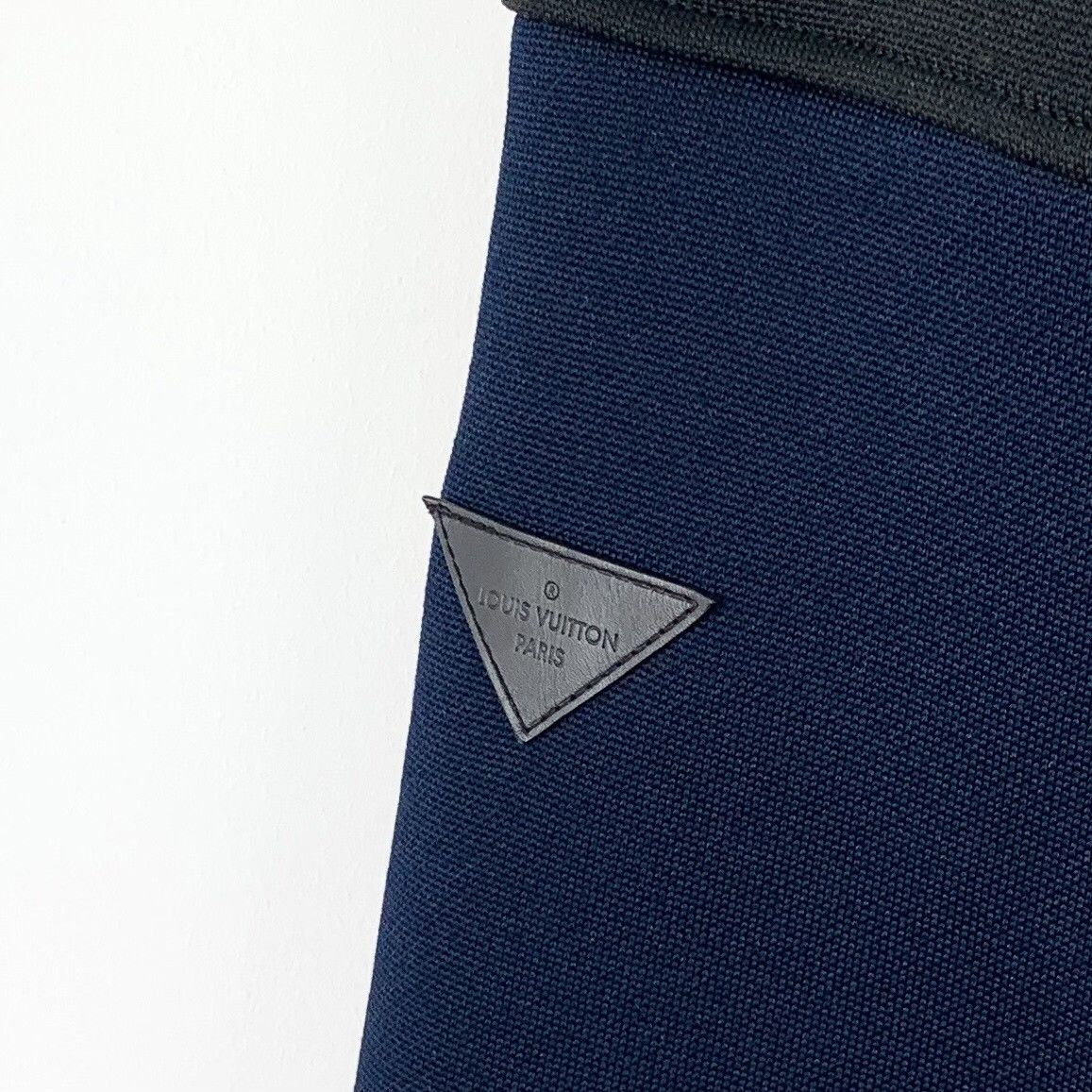 Louis Vuitton Louis Vuitton Blue Jacket M Women Size M / US 6-8 / IT 42-44 - 5 Thumbnail