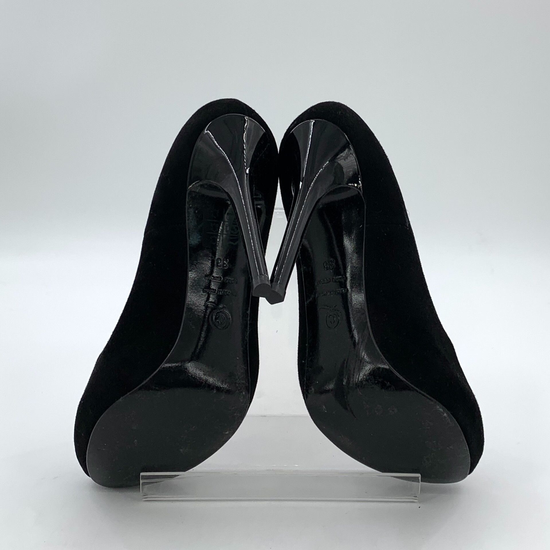 Alexander McQueen Alexander McQueen Black Lowtop Sneakers 36 Women Size US 6 / IT 36 - 5 Thumbnail