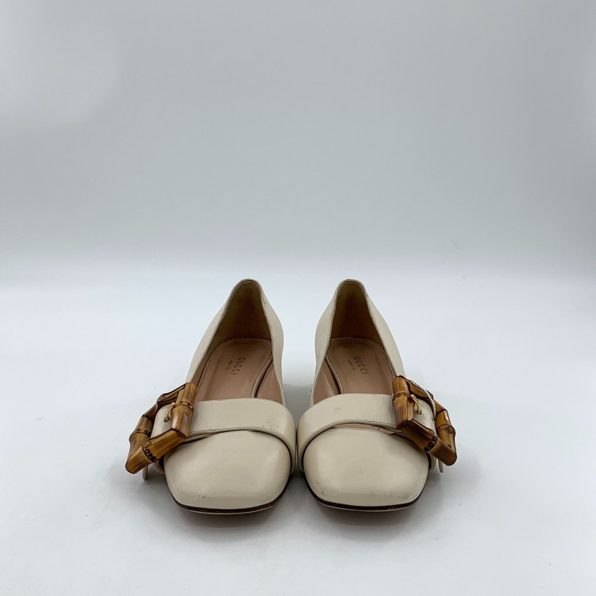 Gucci Gucci White Lowtop Sneakers 35 Women Size US 5 / IT 35 - 3 Thumbnail