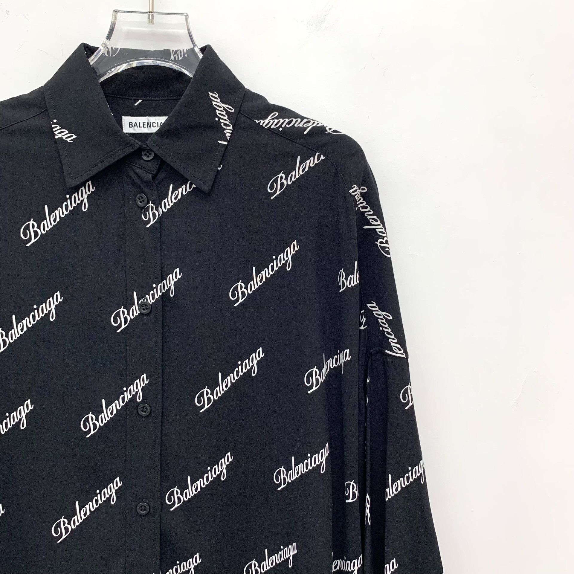 Balenciaga Balenciaga Retro Black Shirt XS Men Size US XS / EU 42 / 0 - 3 Thumbnail