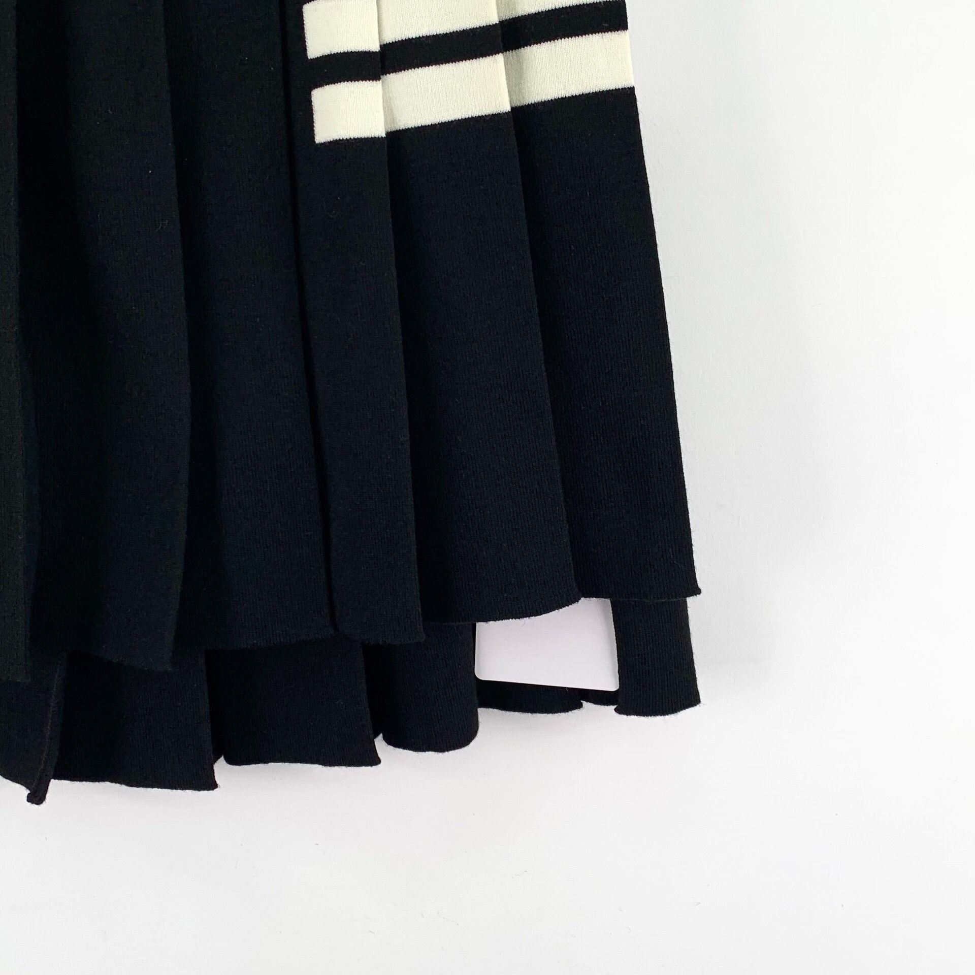 Thom Browne Thom Browne Brown Skirt L Women Size 30" / US 8 / IT 44 - 4 Thumbnail