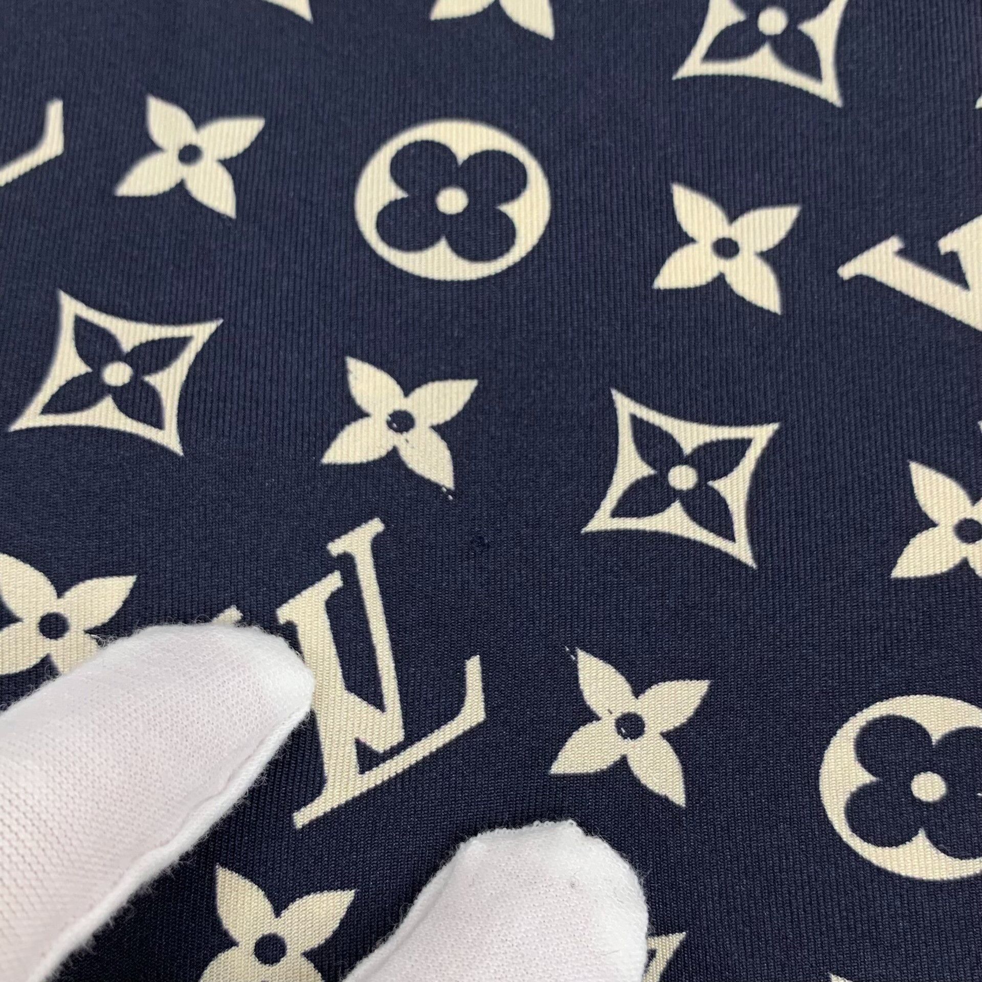 Louis Vuitton Louis Vuitton Blue Shirt S Men Size US S / EU 44-46 / 1 - 9 Thumbnail