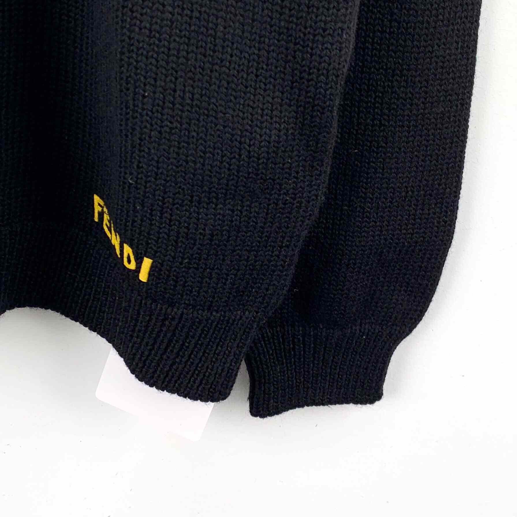Fendi Fendi Knit Black Sweater M Women Size M / US 6-8 / IT 42-44 - 4 Thumbnail