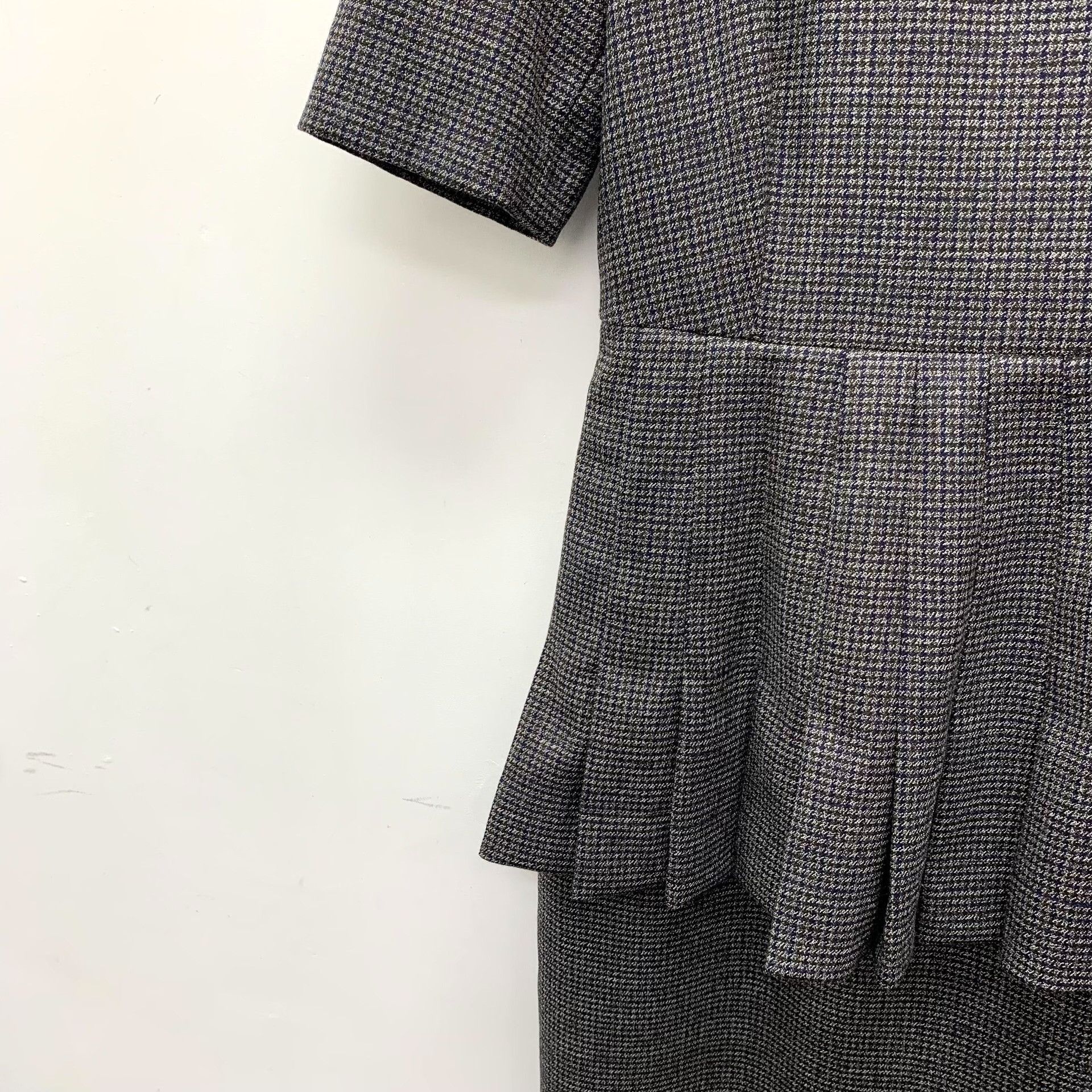 Fendi Fendi Wool Multi Dress M Women Size M / US 6-8 / IT 42-44 - 4 Thumbnail