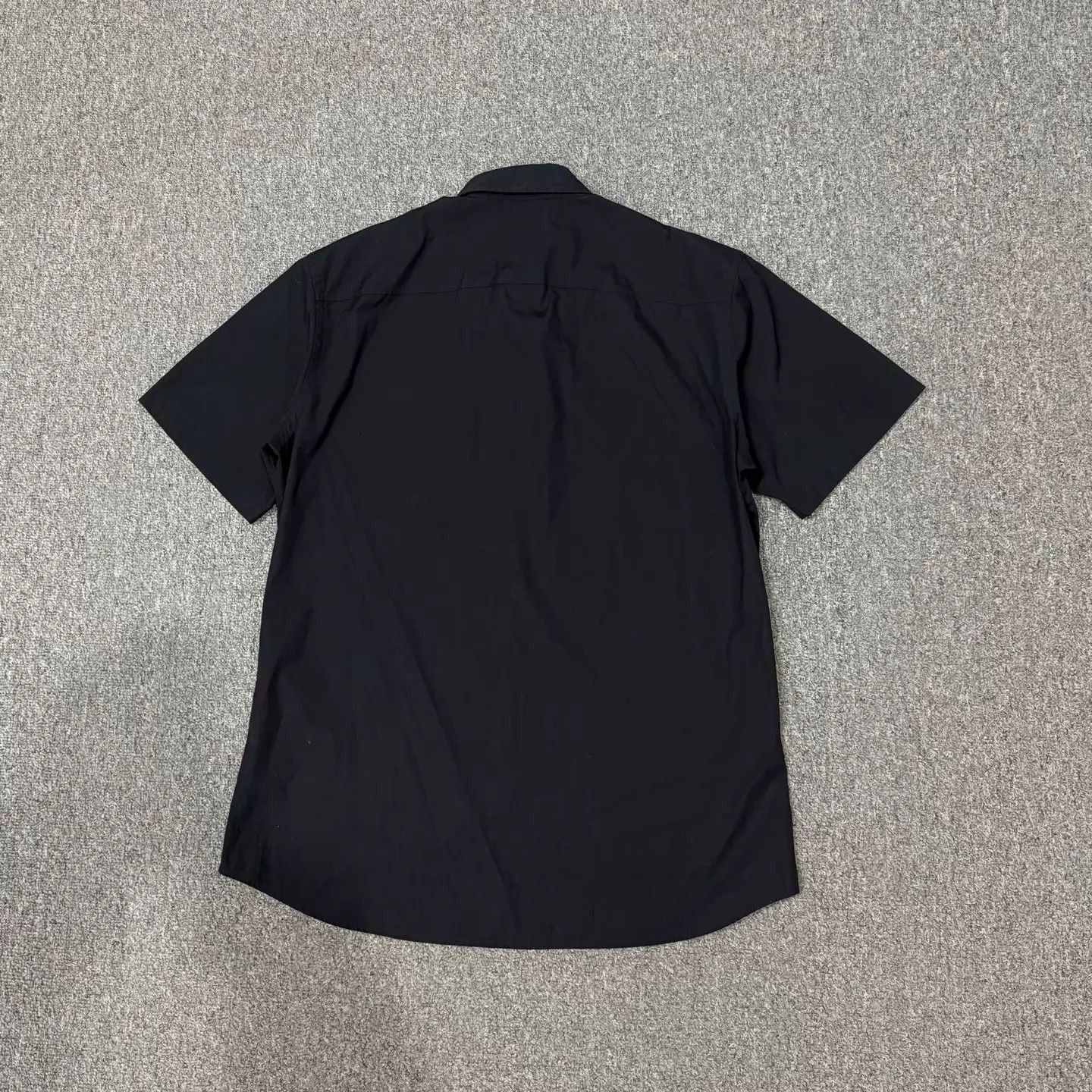 Burberry Black Short Sleeve Button-Up Shirt Size US M / EU 48-50 / 2 - 2 Thumbnail