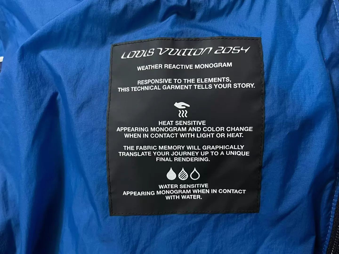 Louis Vuitton Blue Puffer Jacket with Hood - Size L Size US L / EU 52-54 / 3 - 3 Thumbnail