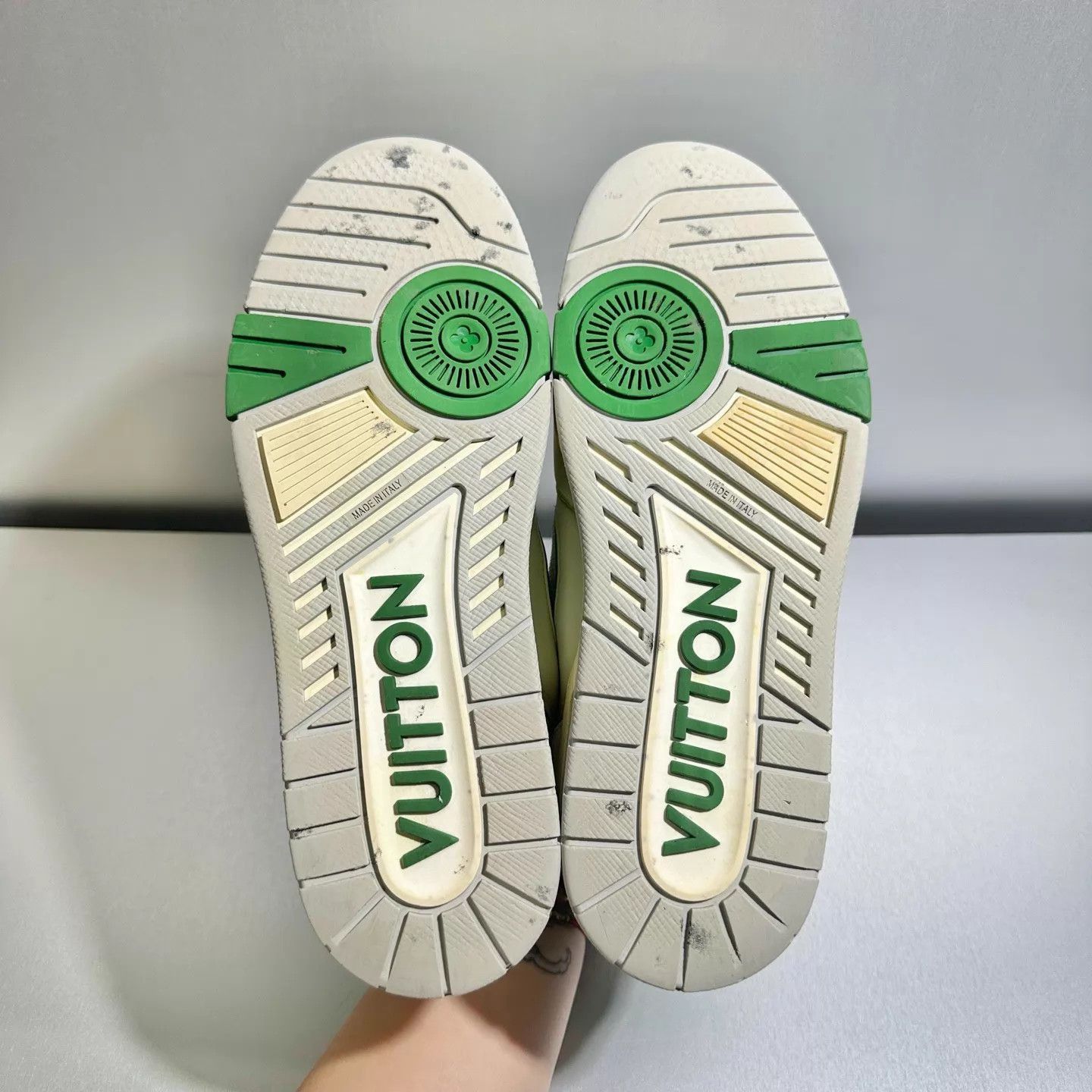 Louis Vuitton Multi Color Low-Top Sneakers Size 8.5 Size US 8.5 / EU 41-42 - 7 Thumbnail