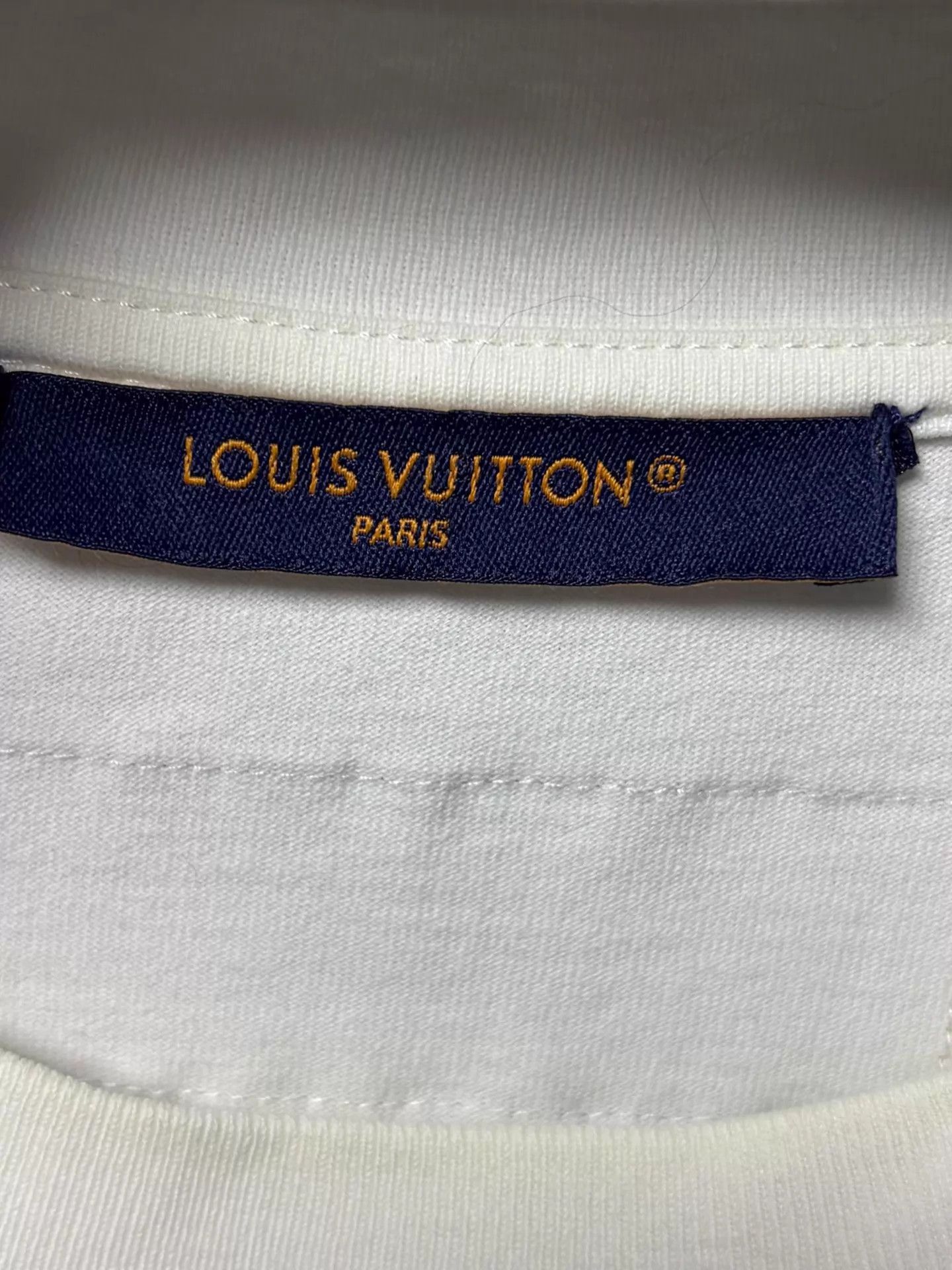 Louis Vuitton White Short-Sleeve Graphic T-Shirt Size US S / EU 44-46 / 1 - 3 Thumbnail