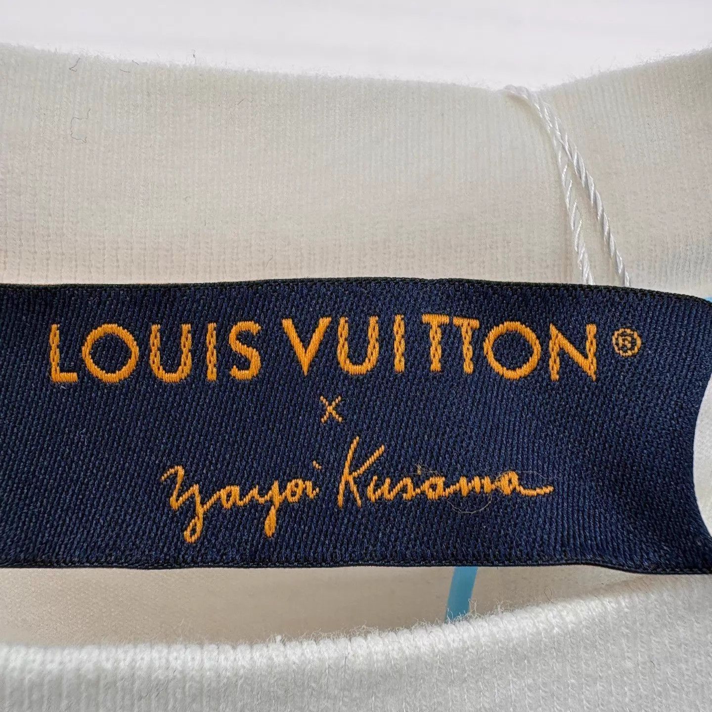 Louis Vuitton White Short-Sleeve T-Shirt with Pumpkin Print Size US S / EU 44-46 / 1 - 6 Thumbnail