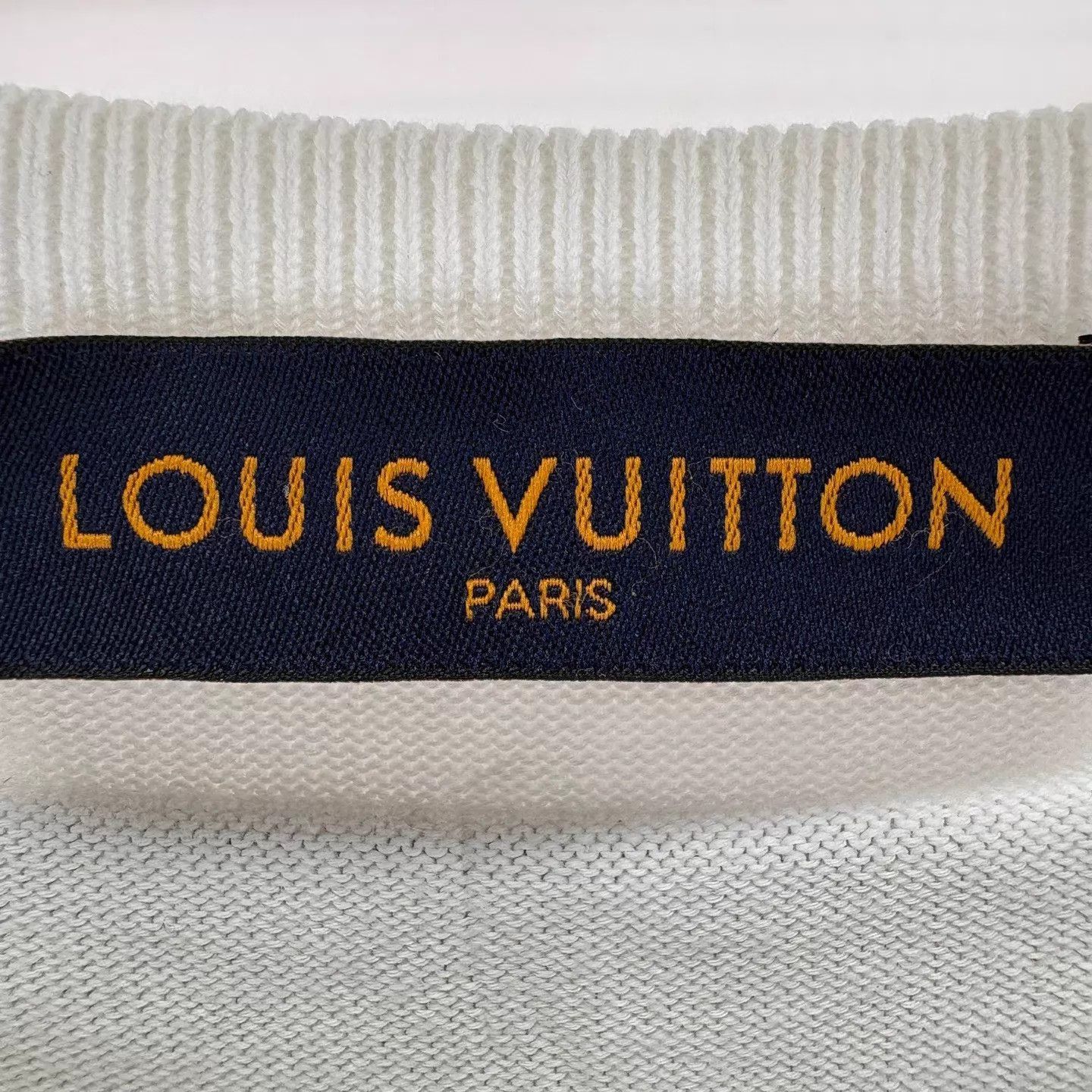 Louis Vuitton White Short-Sleeve Graphic T-Shirt Size US L / EU 52-54 / 3 - 6 Thumbnail