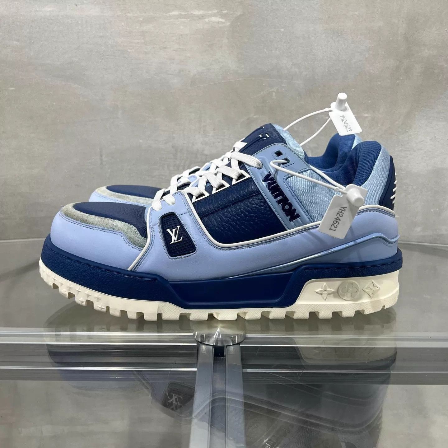 Louis Vuitton Blue Low-Top Sneakers with White Laces Size US 7.5 / EU 40-41 - 3 Thumbnail