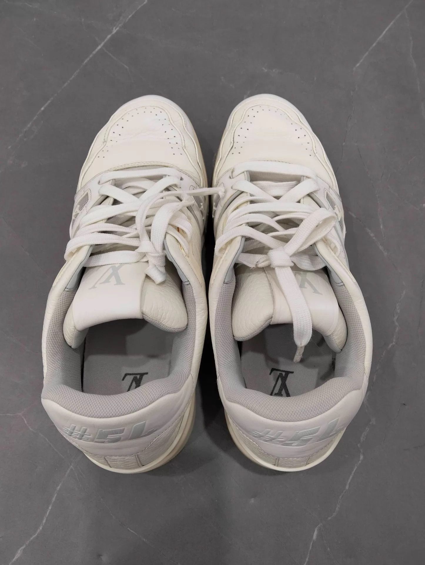Louis Vuitton White Low-Top Sneakers Size 9 Size US 9 / EU 42 - 7 Thumbnail