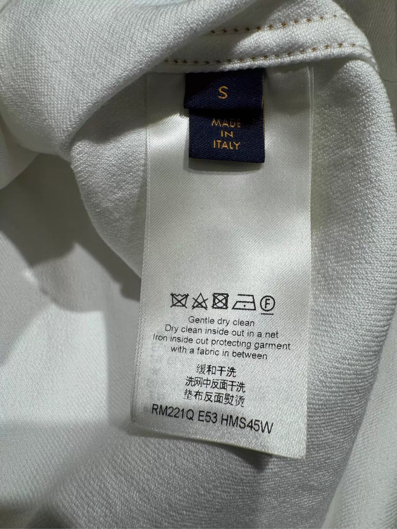 Louis Vuitton White Short Sleeve Button-Up Shirt Size US S / EU 44-46 / 1 - 5 Thumbnail