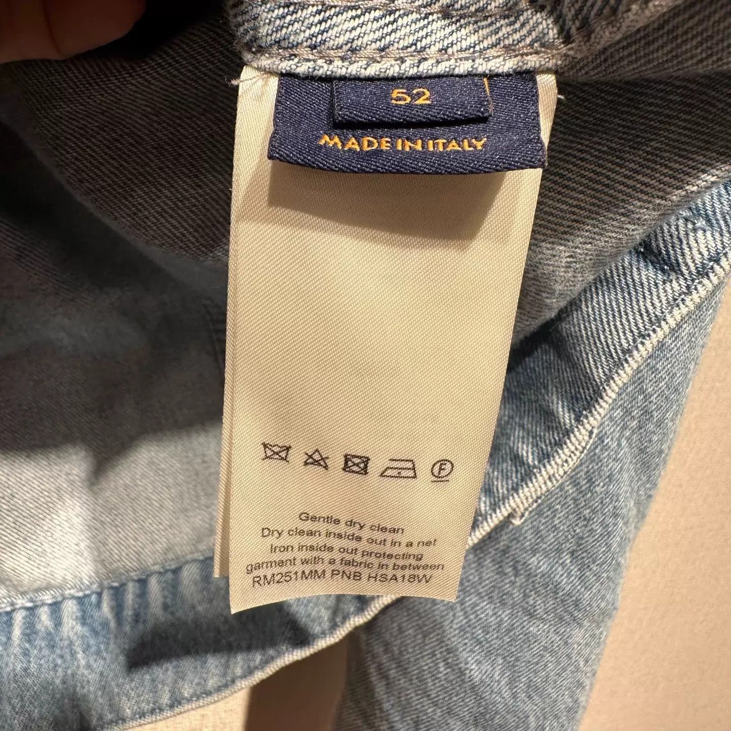 Louis Vuitton Blue Denim Jacket with Distressed Embroidered Details Size US L / EU 52-54 / 3 - 6 Thumbnail