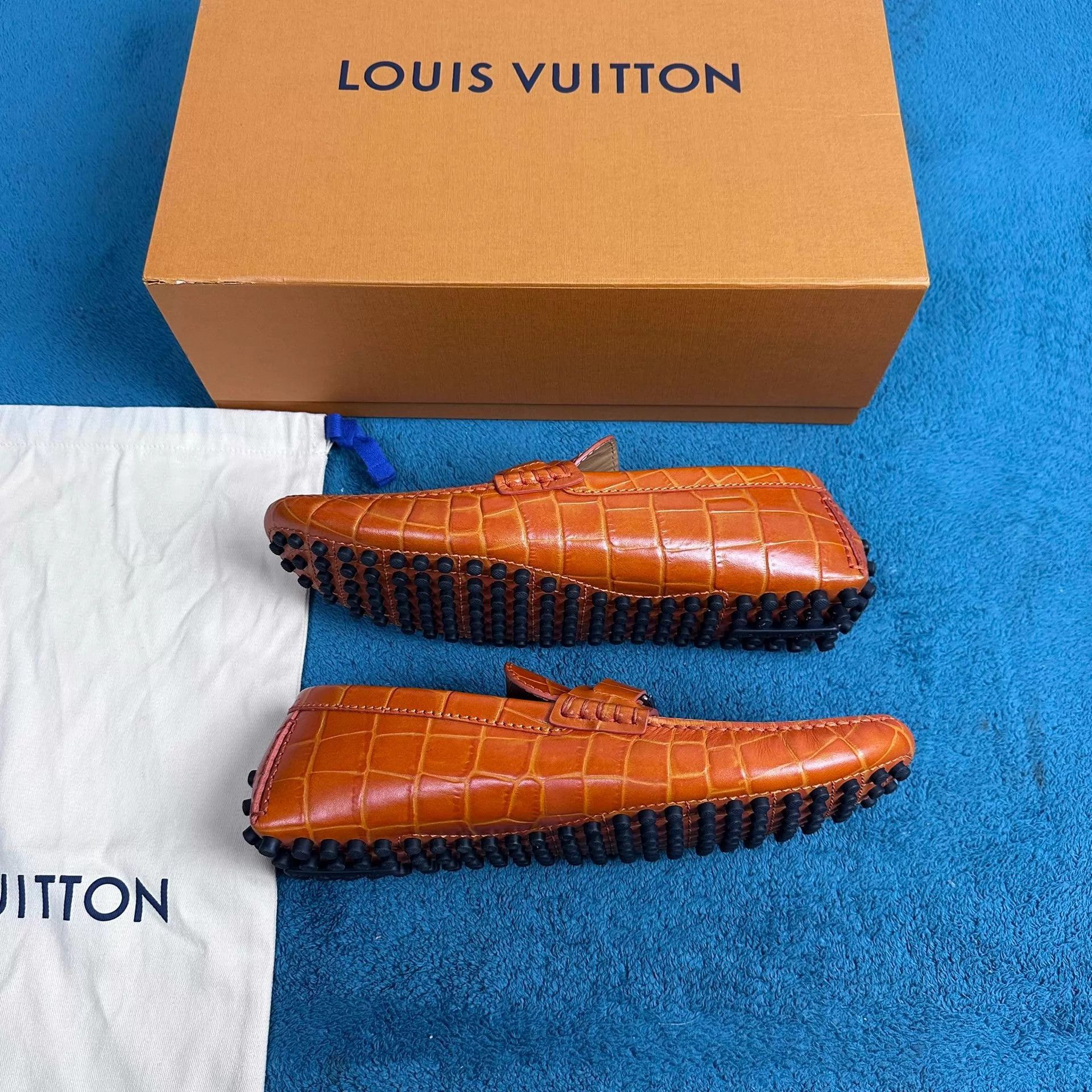 Louis Vuitton Orange Crocodile Pattern Slip-On Shoes Size 8 Size US 8 / EU 41 - 3 Thumbnail