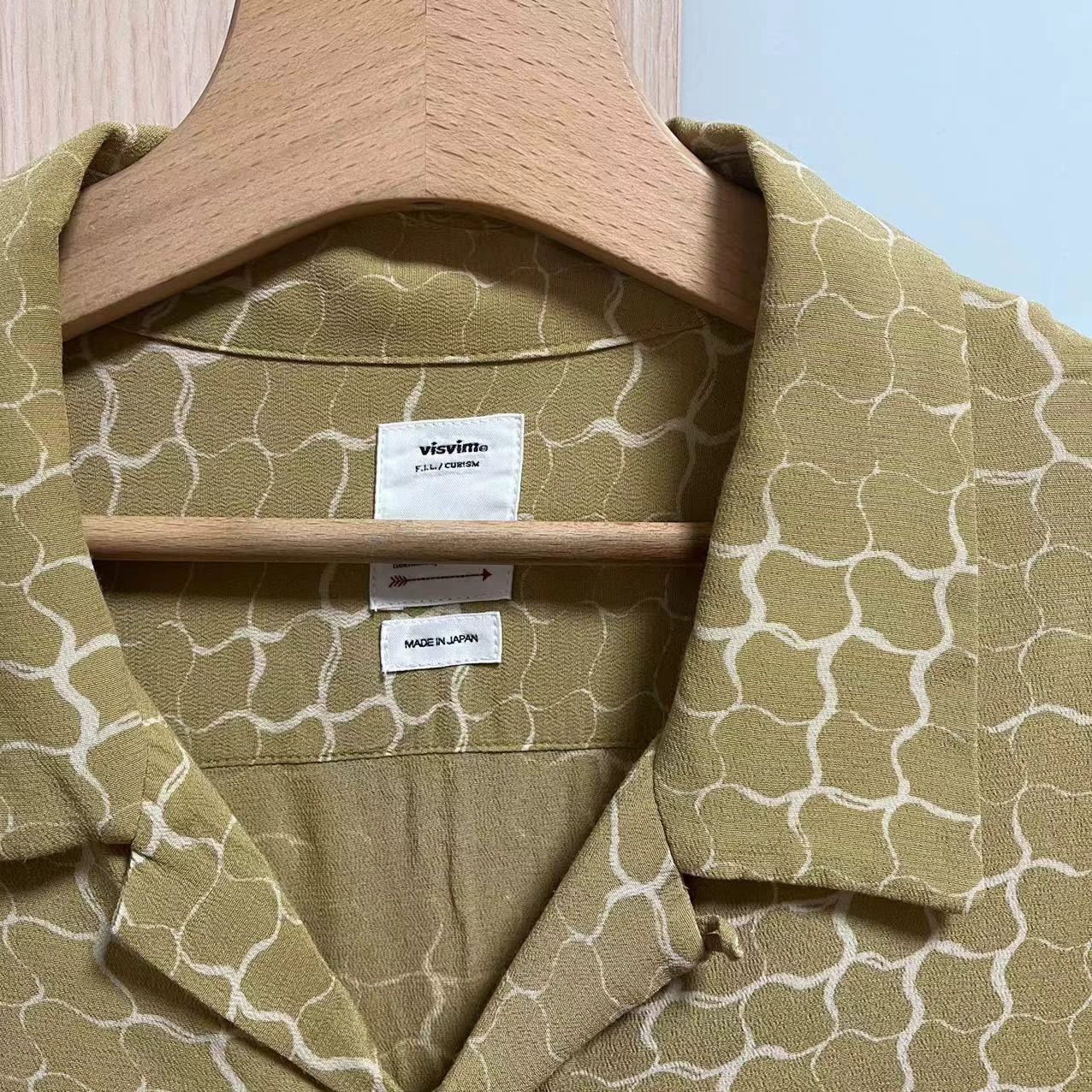 Visvim visvim Snake Print Hawaiian Shirt Size US L / EU 52-54 / 3 - 3 Thumbnail
