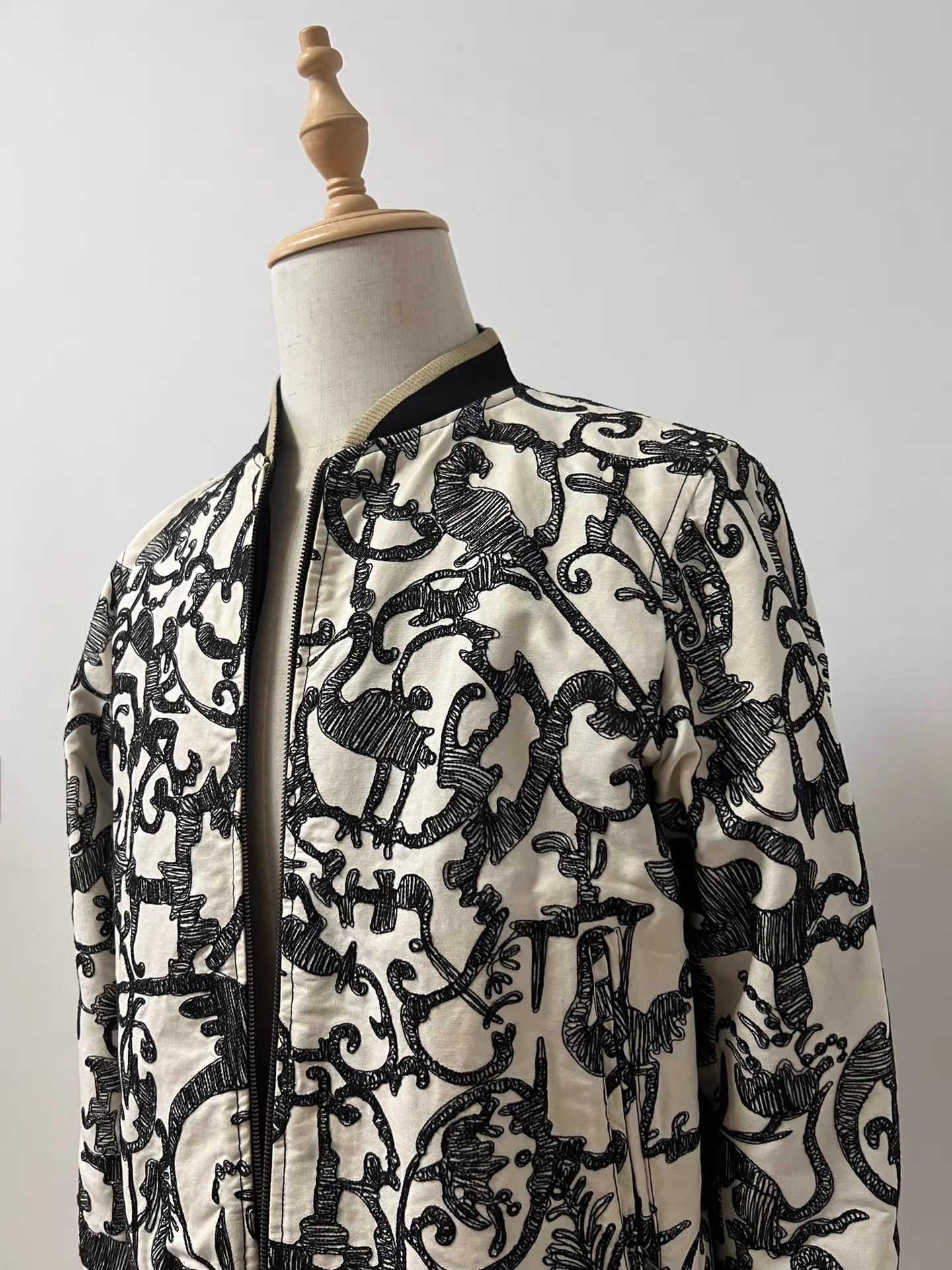 Dries Van Noten White Printed Bomber Jacket Size US M / EU 48-50 / 2 - 4 Thumbnail
