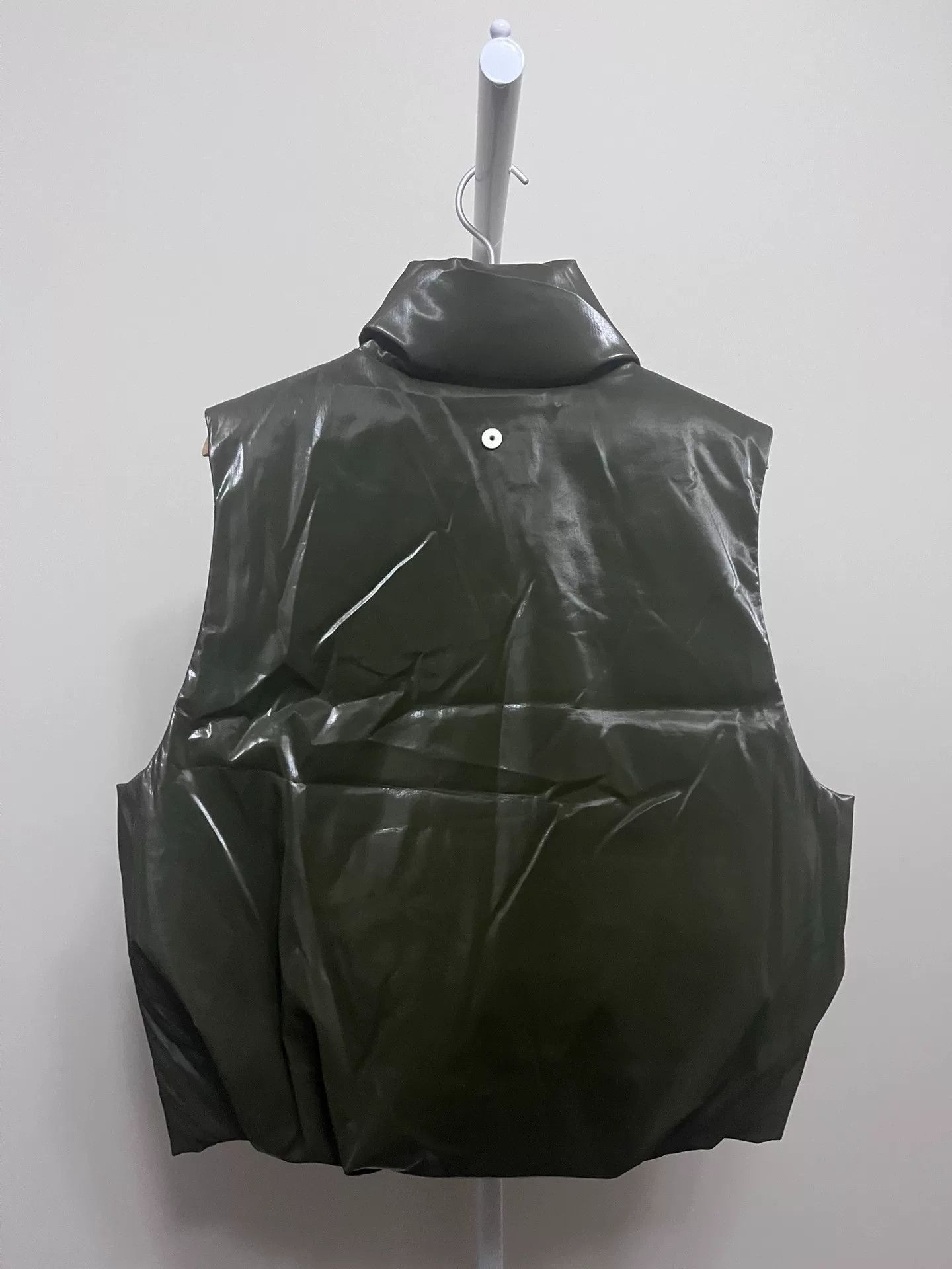Omar Afridi Omar Afridi 24AW Foamed Glossy Down Vest Size US M / EU 48-50 / 2 - 5 Thumbnail