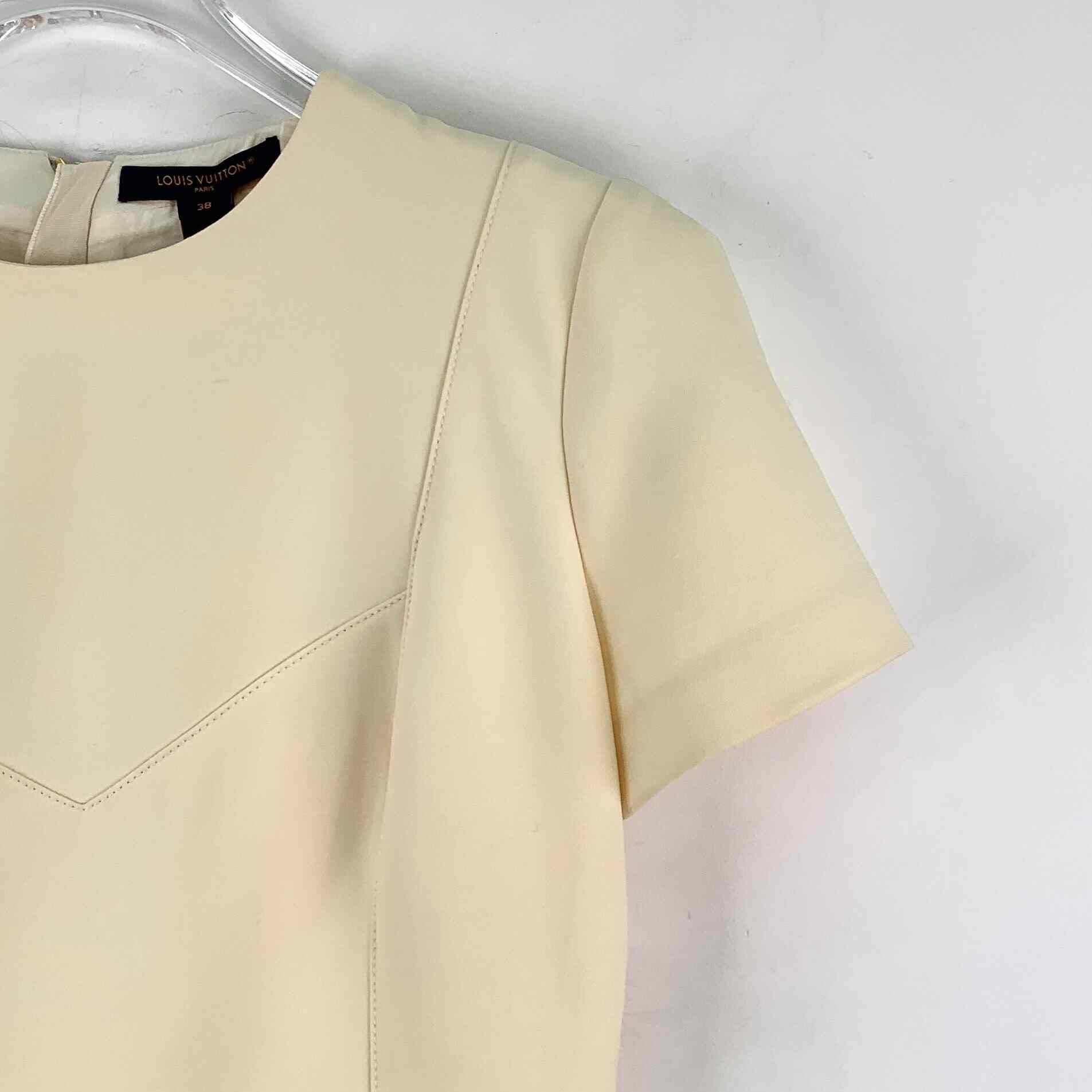 Louis Vuitton Louis Vuitton Beige Dress M Women Size M / US 6-8 / IT 42-44 - 3 Thumbnail