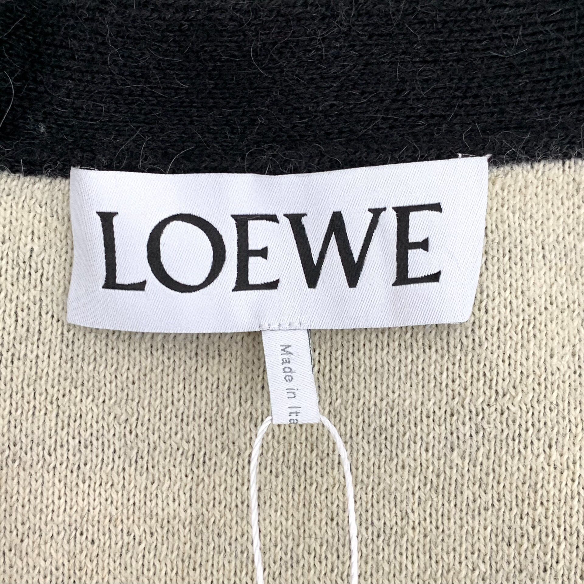 Loewe Loewe Wool Black Sweater S Women Size S / US 4 / IT 40 - 6 Thumbnail