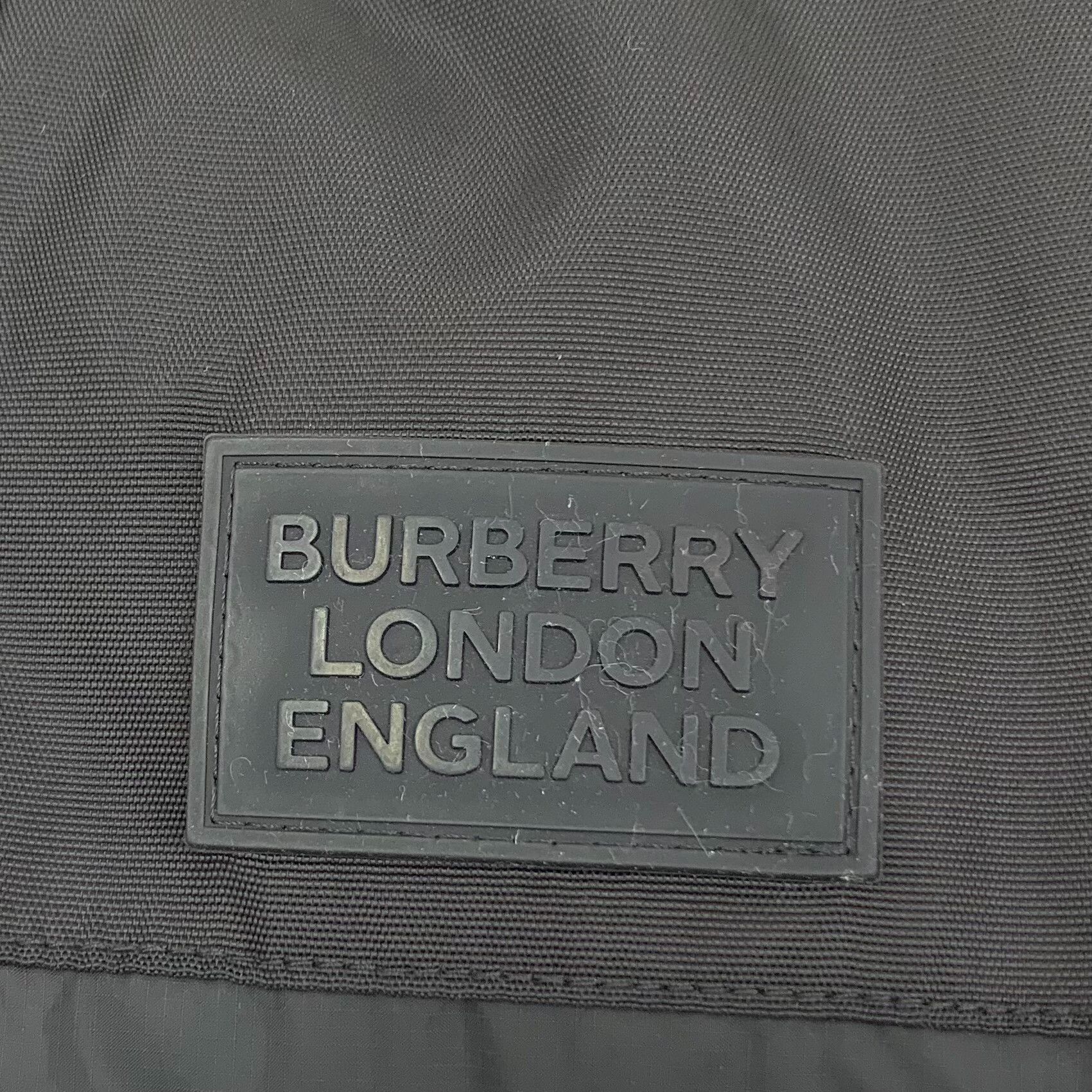 Burberry Burberry Plaid Black Down Jacket S Women Size S / US 4 / IT 40 - 5 Thumbnail