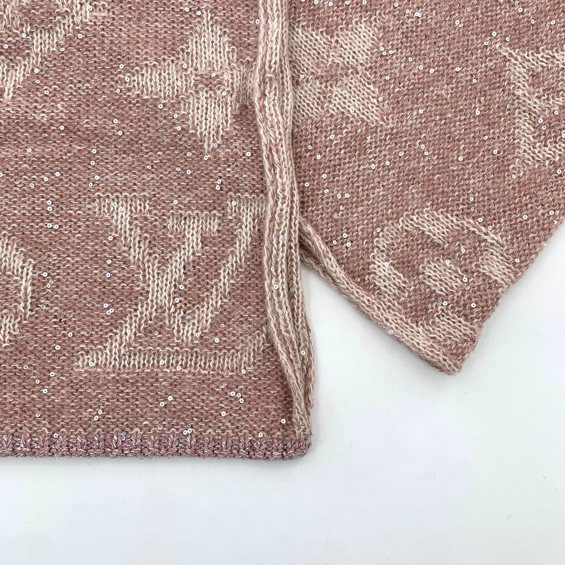 Louis Vuitton Louis Vuitton Pink Scarf 30 Men Size ONE SIZE - 5 Thumbnail