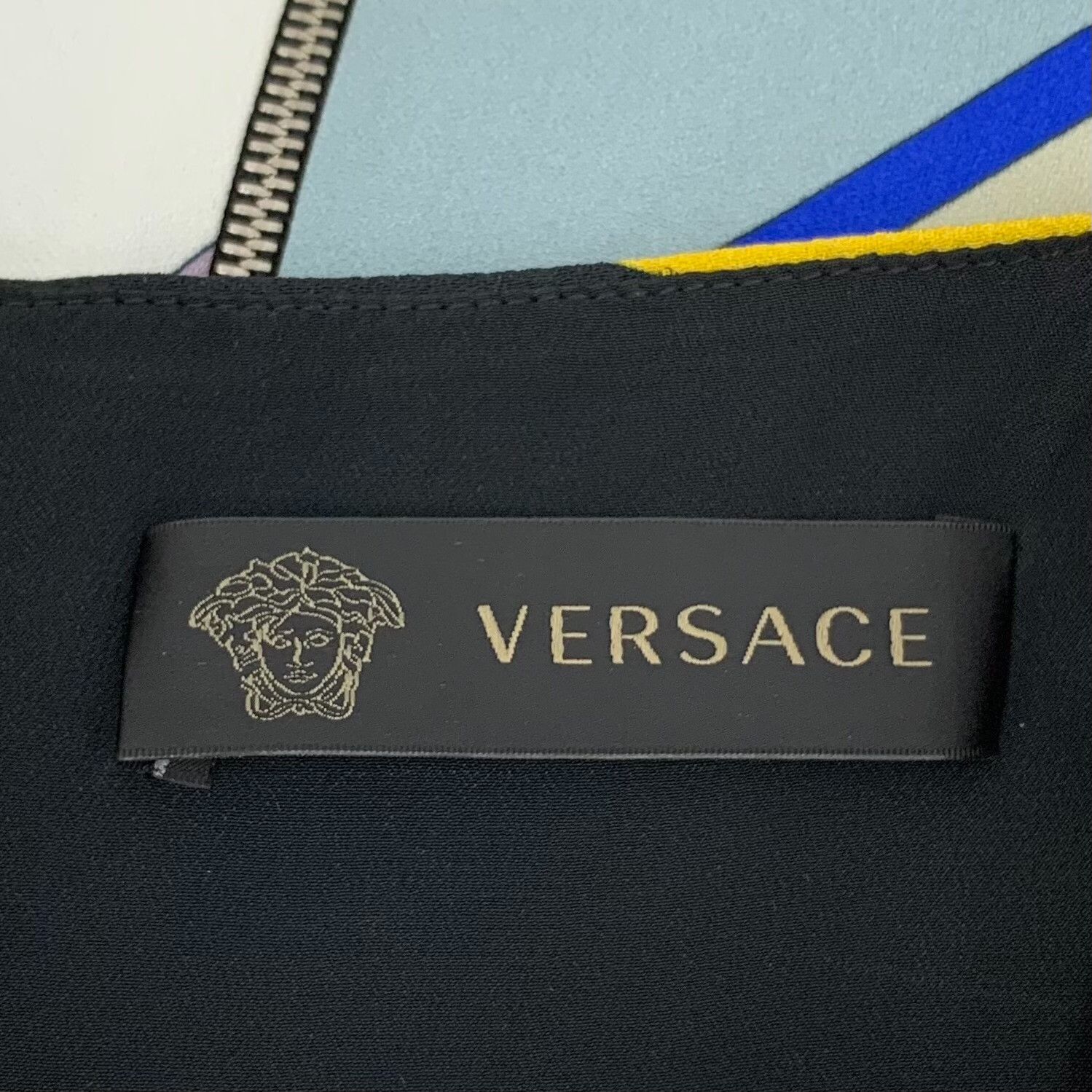 Versace Versace Printed Graphic Multi Dress M Women Size M / US 6-8 / IT 42-44 - 5 Thumbnail