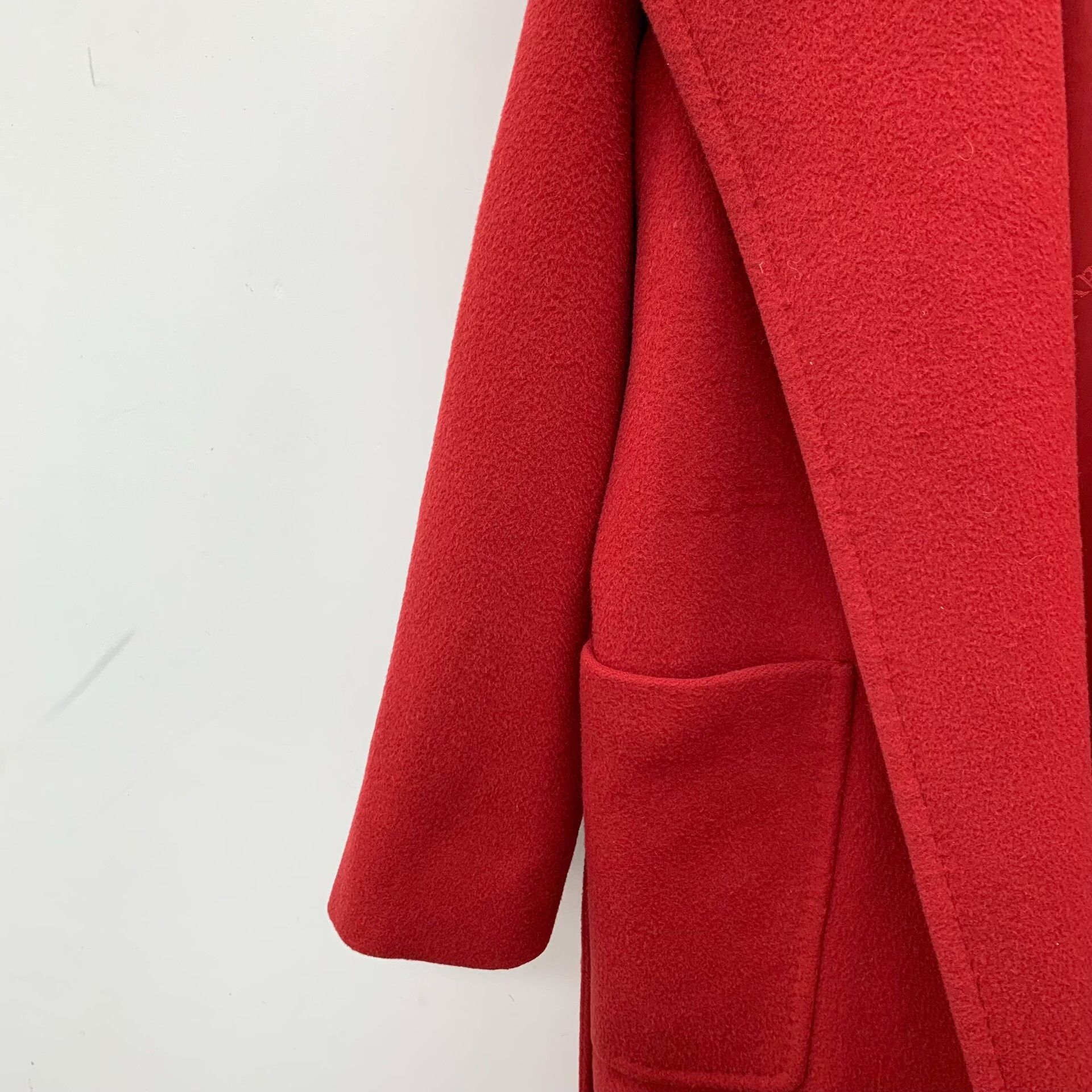 Max Mara Max Mara Red Coat M Women Size M / US 6-8 / IT 42-44 - 4 Thumbnail