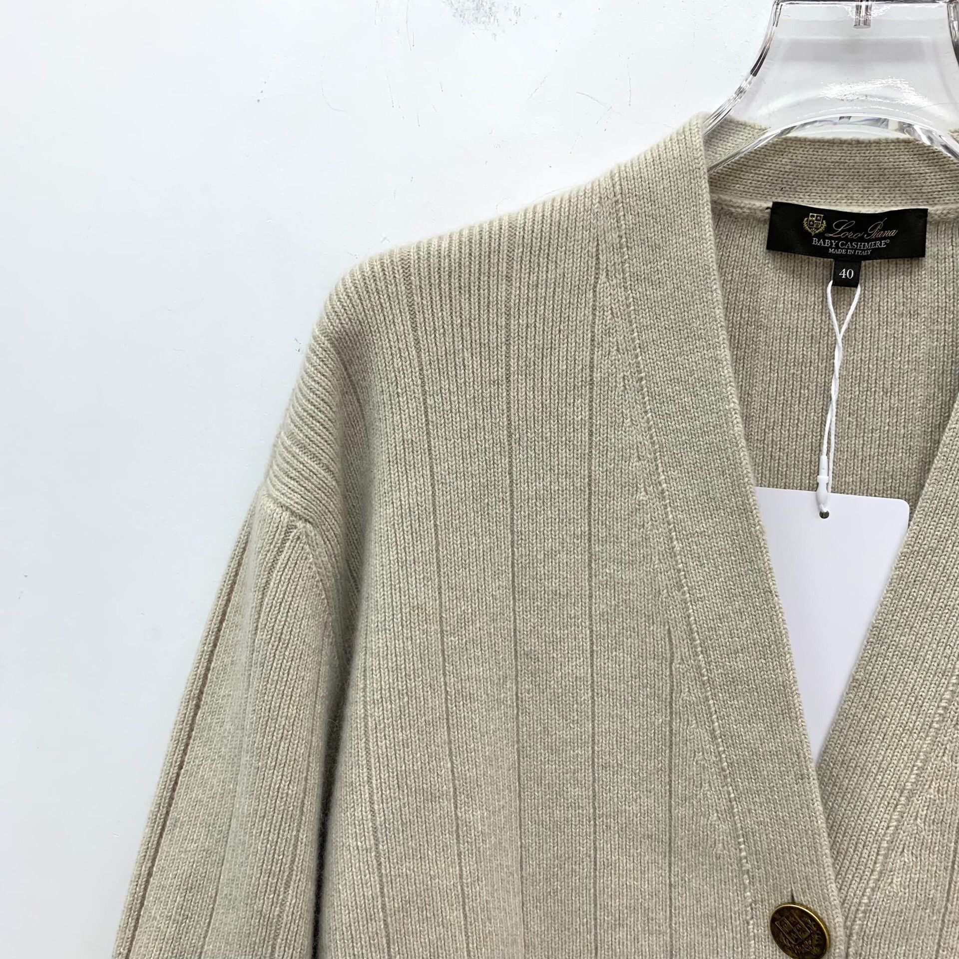 Loro Piana Loro Piana Beige Sweater L Women Size L / US 10 / IT 46 - 3 Thumbnail