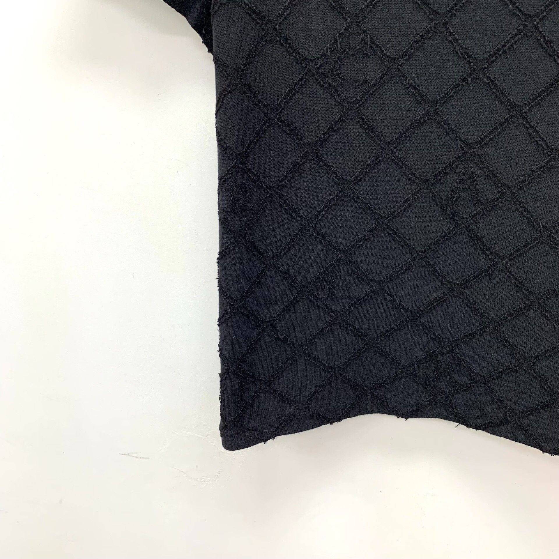 Chanel Chanel Cotton Black T-Shirt M Women Size M / US 6-8 / IT 42-44 - 4 Thumbnail