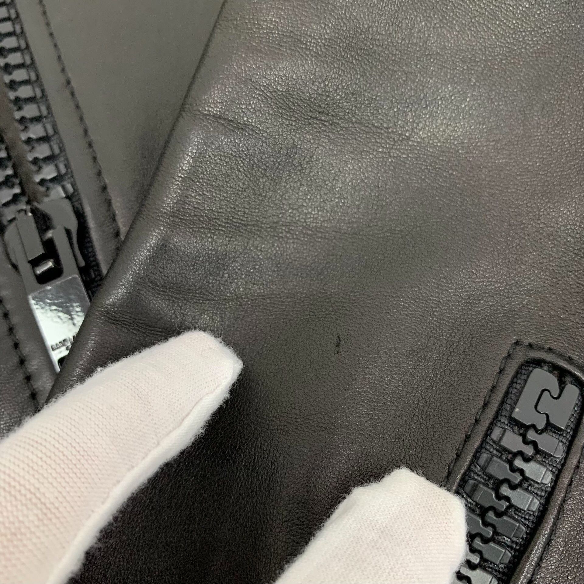 Saint Laurent Paris Saint Laurent Paris Black Leather Jacket M Women Size M / US 6-8 / IT 42-44 - 8 Thumbnail