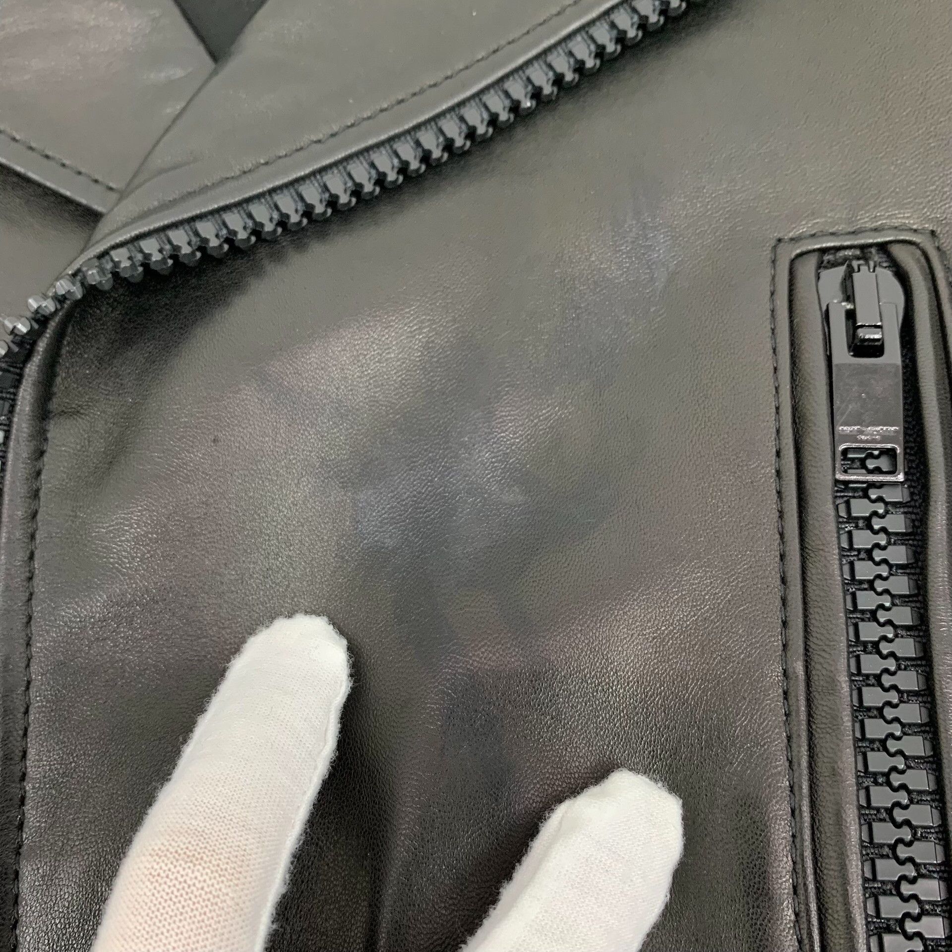 Saint Laurent Paris Saint Laurent Paris Black Leather Jacket M Women Size M / US 6-8 / IT 42-44 - 9 Thumbnail
