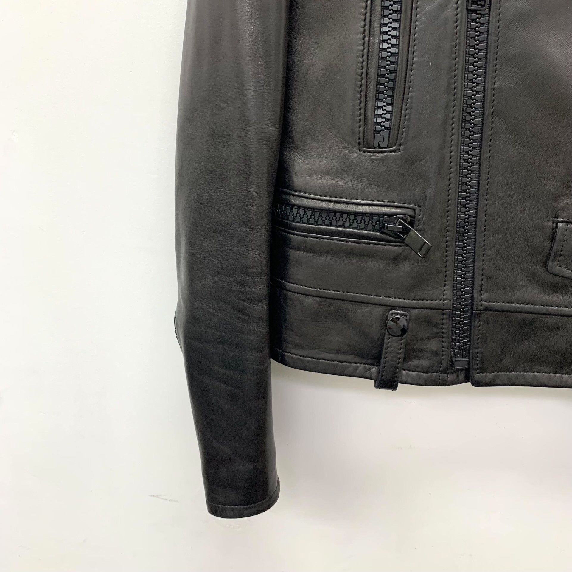 Saint Laurent Paris Saint Laurent Paris Black Leather Jacket M Women Size M / US 6-8 / IT 42-44 - 4 Thumbnail