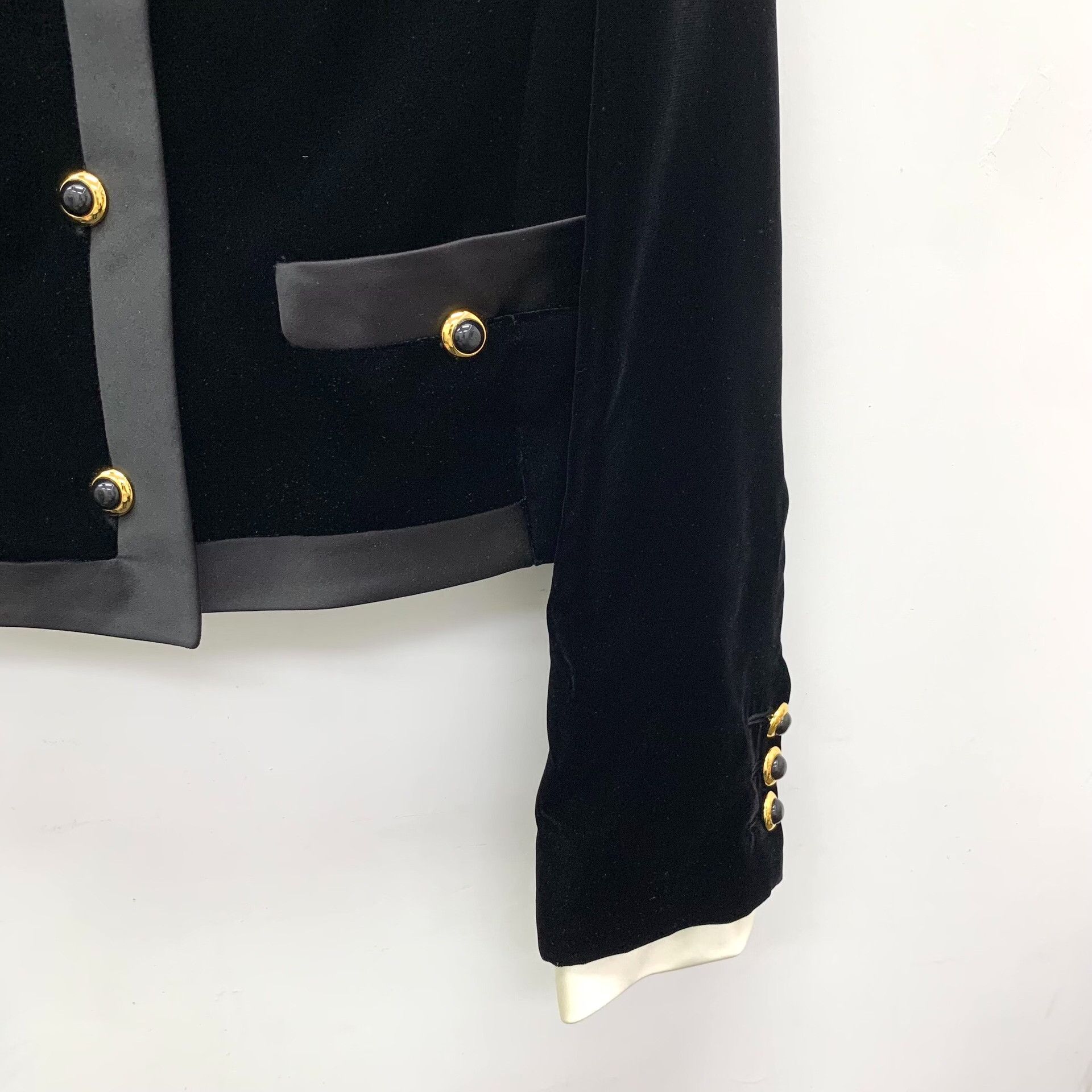 Miu Miu Miu Miu Black Jacket S Women Size S / US 4 / IT 40 - 4 Thumbnail