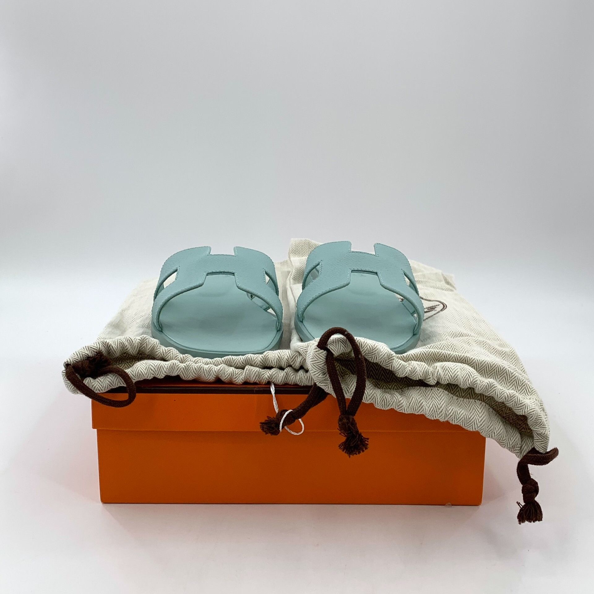 Hermes Hermes Green Sandals 38 Women Size US 7.5 / IT 37.5 - 8 Thumbnail