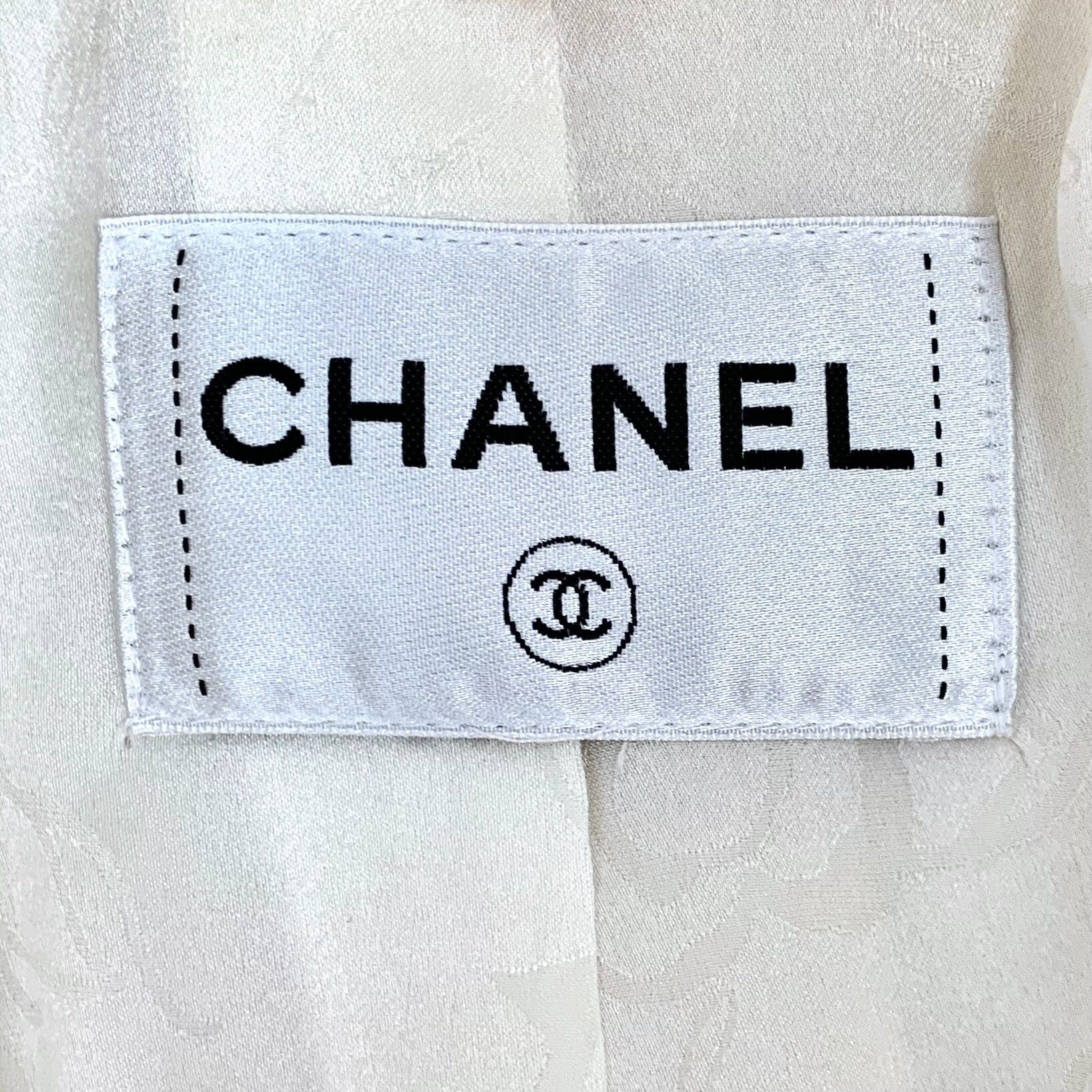 Chanel Chanel Knit Beige Coat XS Women Size XS / US 0-2 / IT 36-38 - 6 Thumbnail