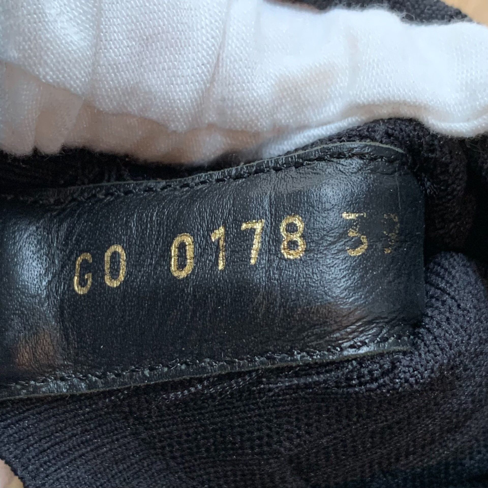 Louis Vuitton Louis Vuitton Black Hitop Sneakers 39 Women Size US 8.5 / IT 38.5 - 6 Thumbnail
