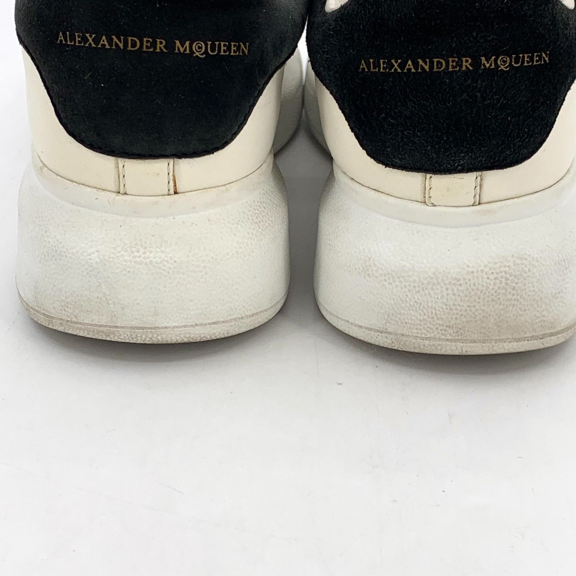 Alexander McQueen Alexander McQueen White Lowtop Sneakers 35 Women Size US 5 / IT 35 - 9 Thumbnail