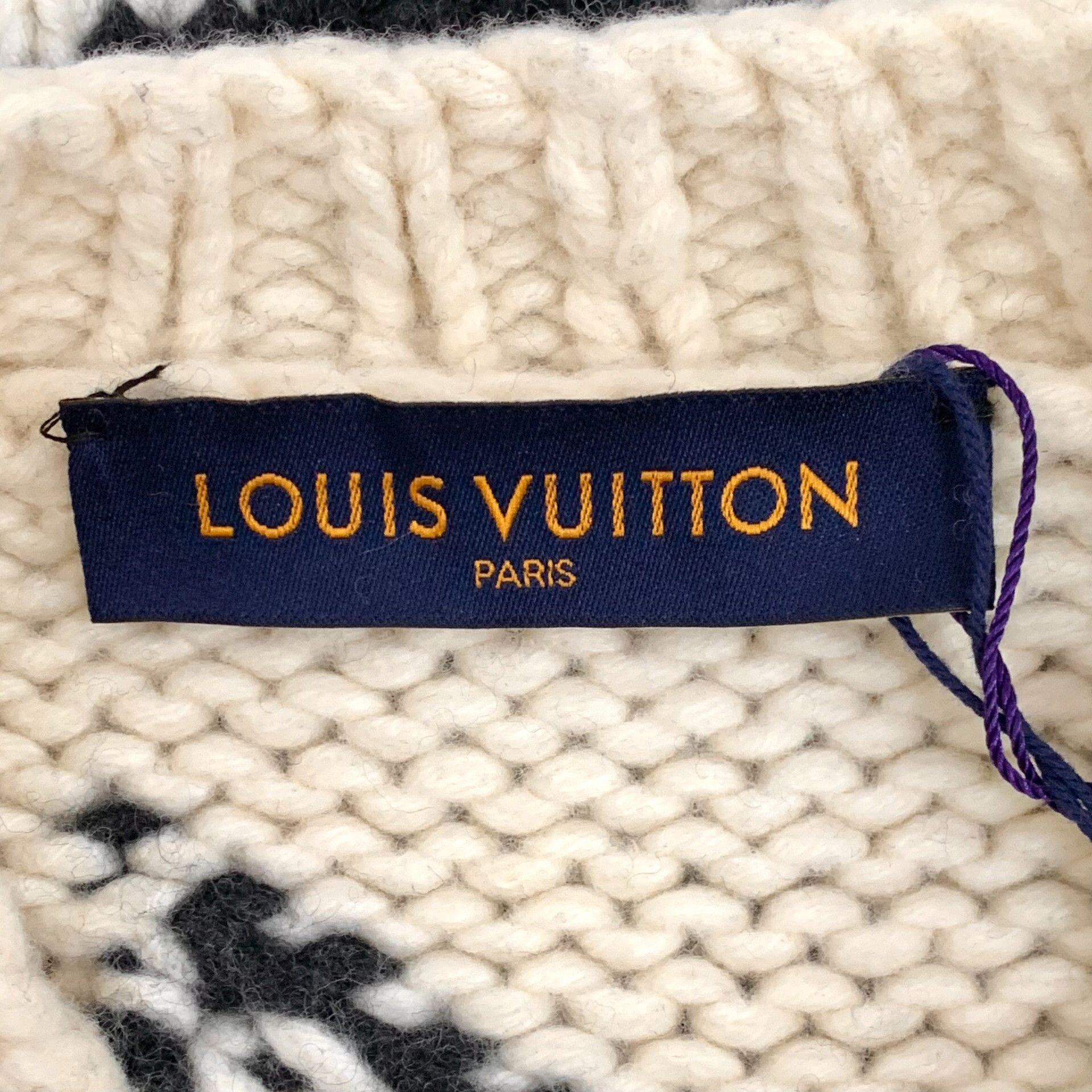 Louis Vuitton Louis Vuitton Multi Sweater L Men Size US L / EU 52-54 / 3 - 5 Thumbnail