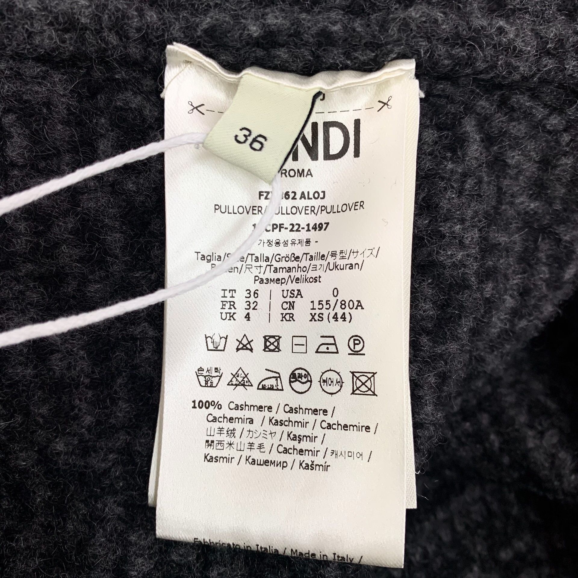 Fendi Fendi Gray Sweater S Men Size US S / EU 44-46 / 1 - 6 Thumbnail