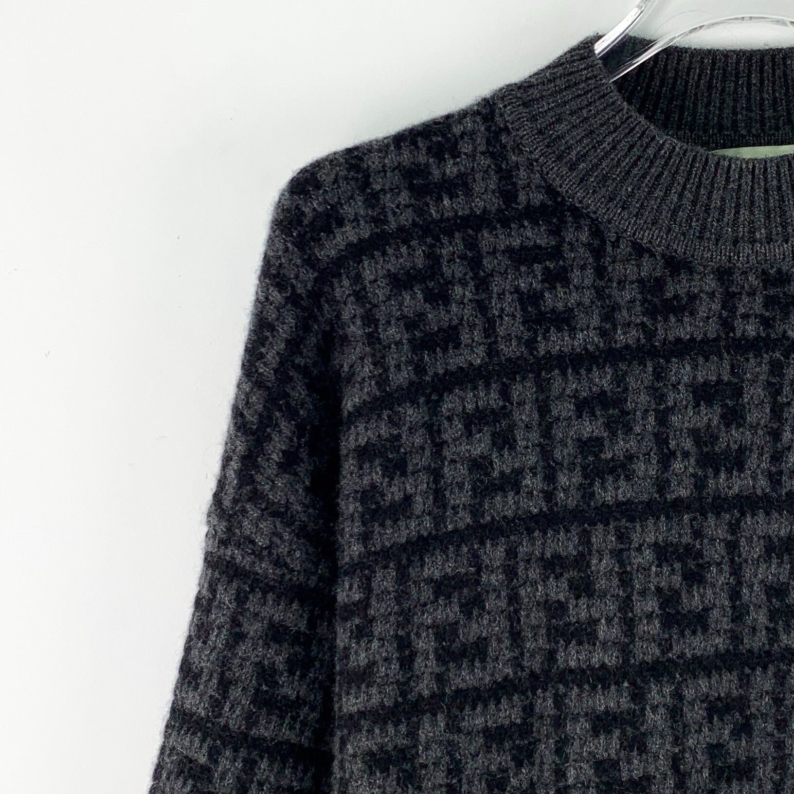 Fendi Fendi Gray Sweater S Men Size US S / EU 44-46 / 1 - 3 Thumbnail