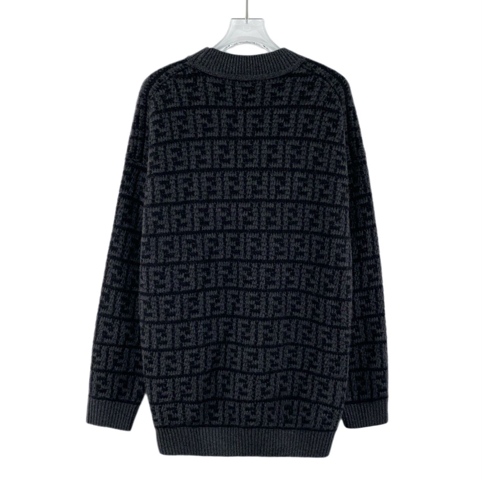 Fendi Fendi Gray Sweater S Men Size US S / EU 44-46 / 1 - 2 Thumbnail