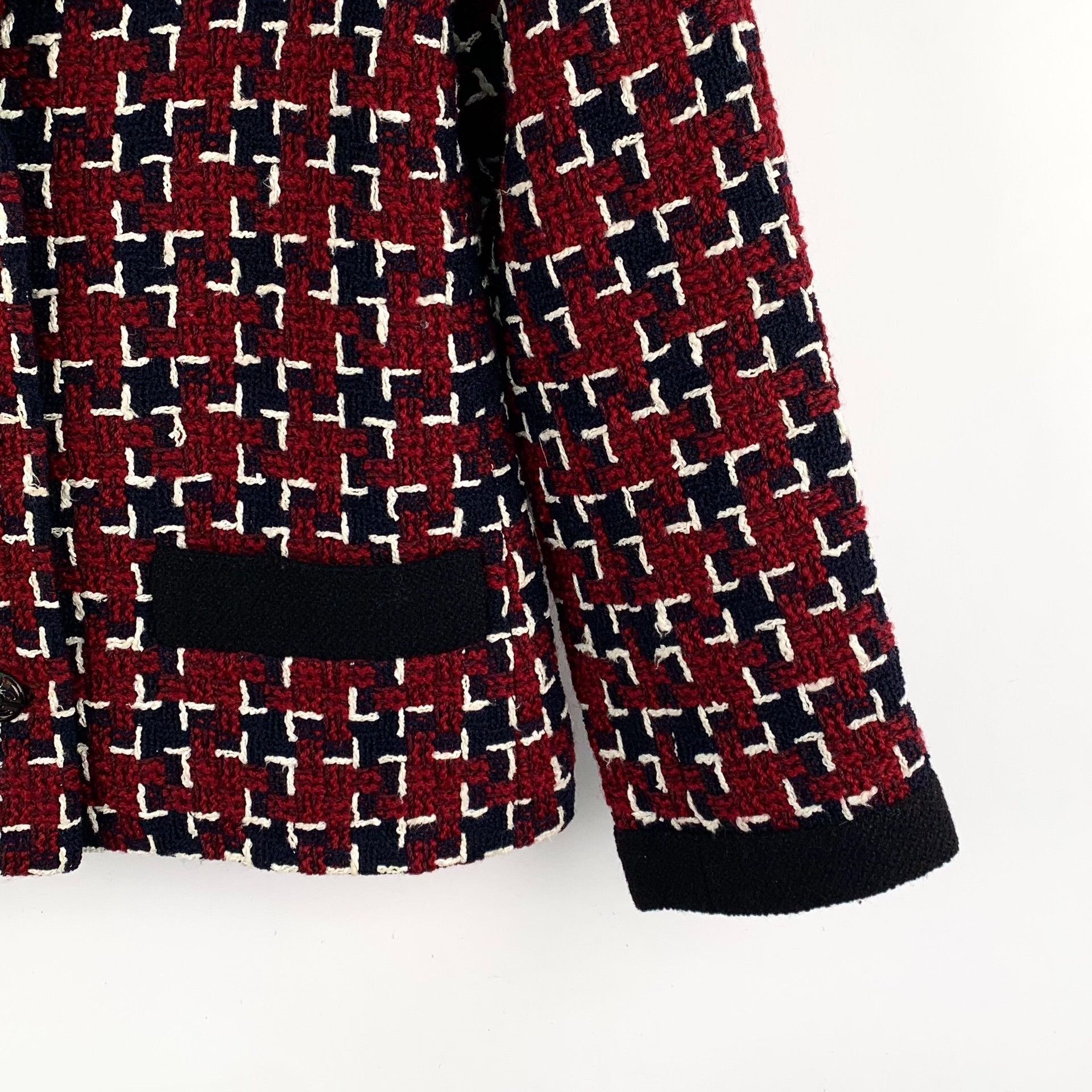 Chanel Chanel Wool Red Jacket S Women Size S / US 4 / IT 40 - 4 Thumbnail