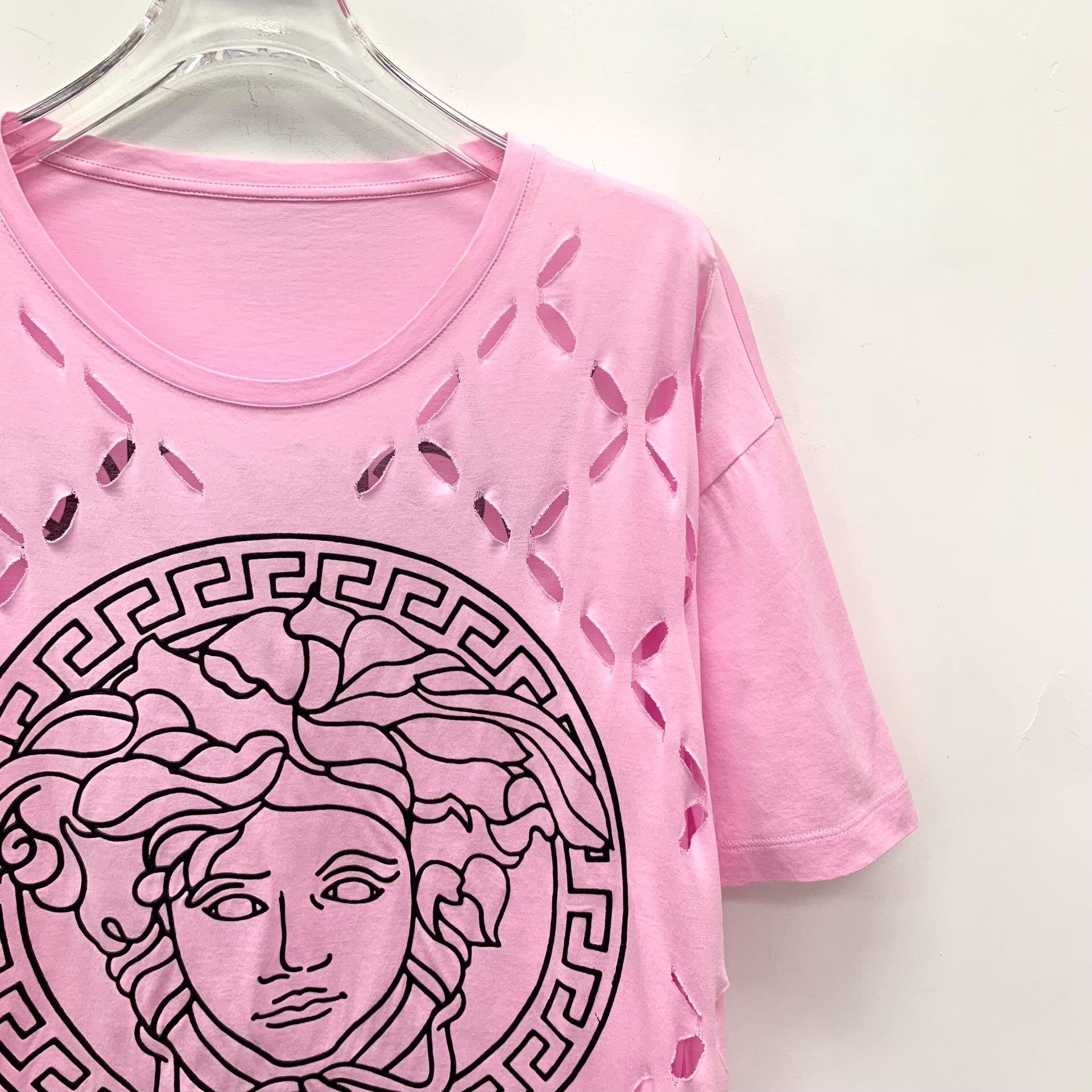 Versace Versace Pink T-Shirt L Women Size L / US 10 / IT 46 - 3 Thumbnail