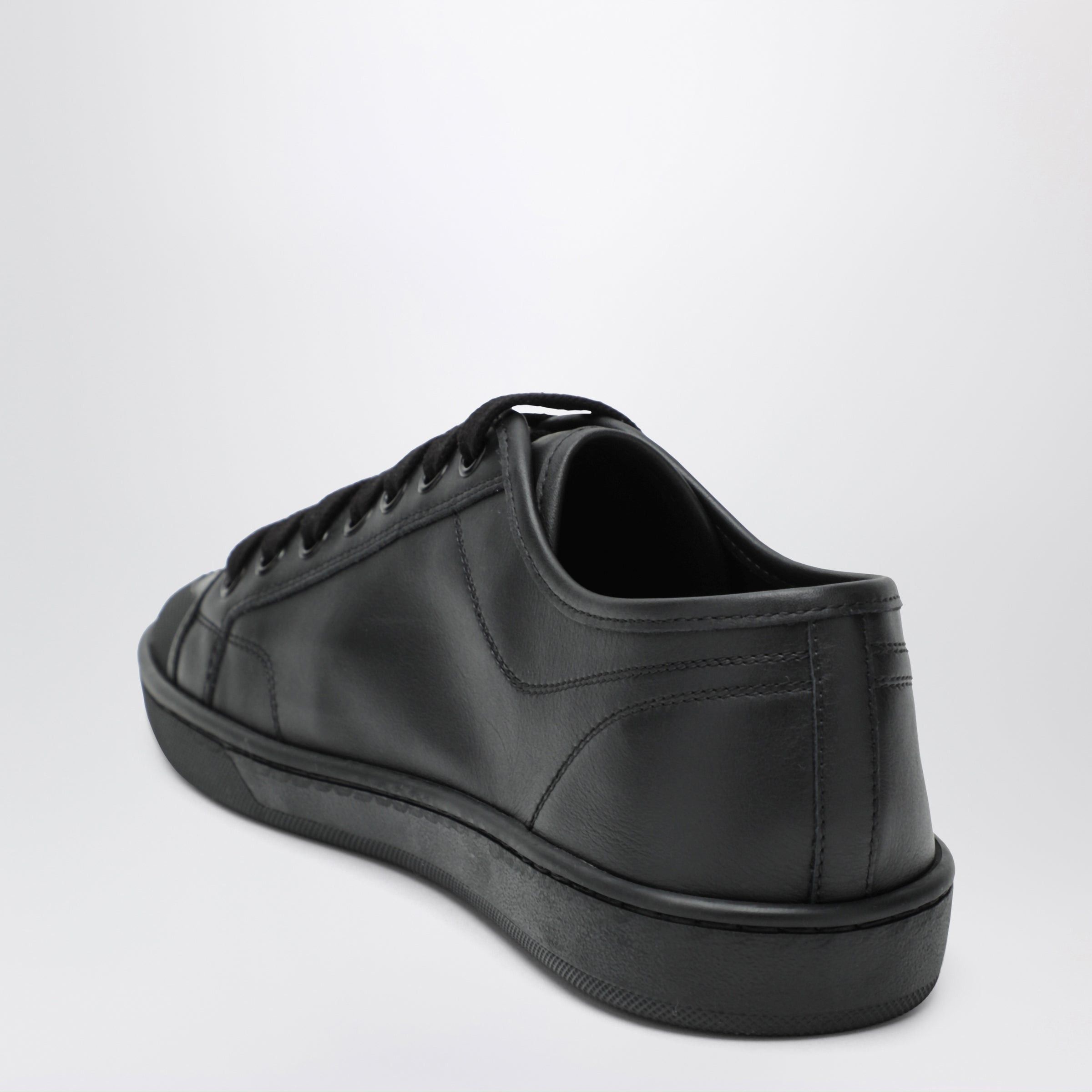 Saint Laurent Paris Saint Laurent Black Gym Sneakers In Smooth Leather Size US 8.5 / EU 41-42 - 2 Thumbnail