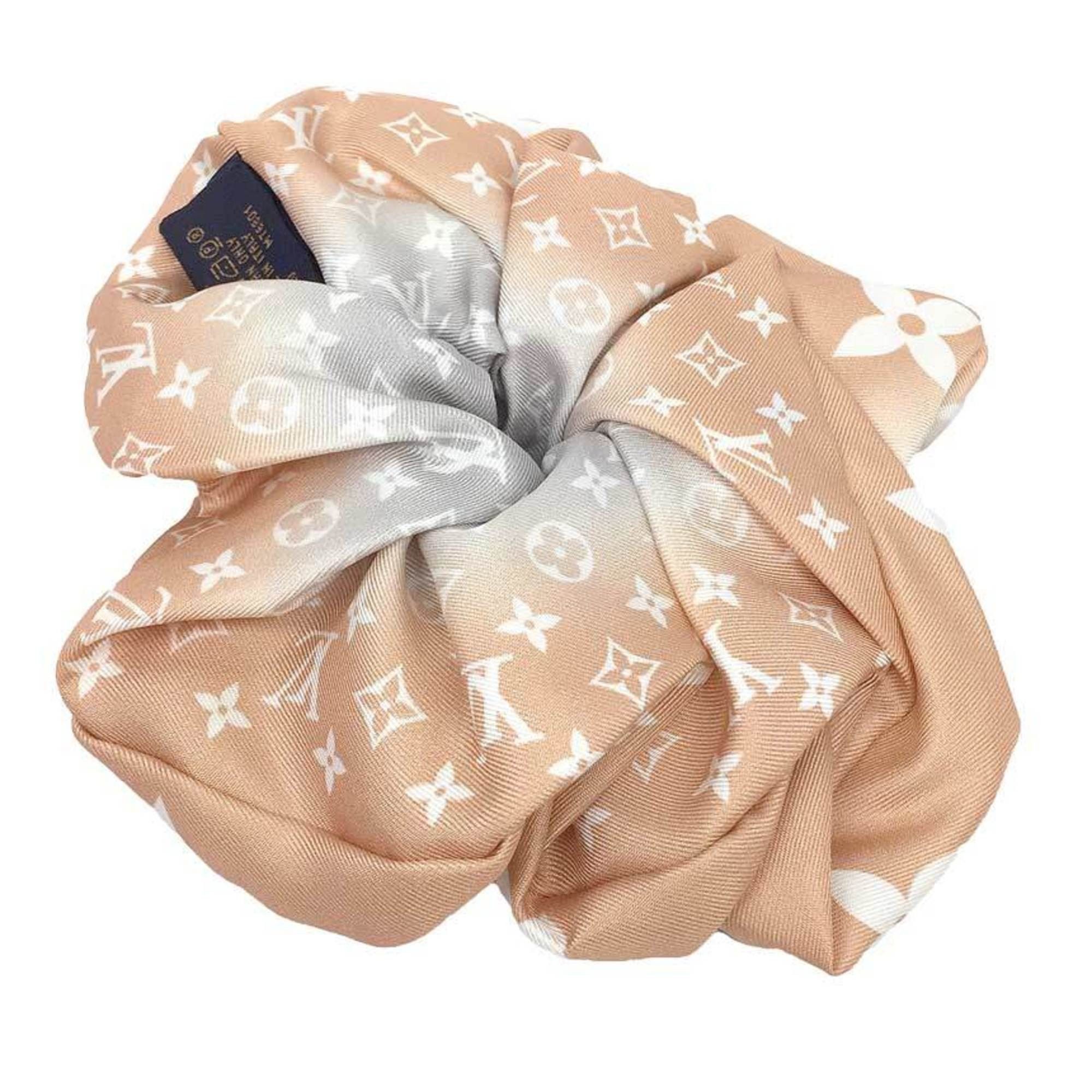 Louis Vuitton Louis Vuitton Monogram Pool Scrunchie, M76801, Silk, Pink, Hair Tie, Women's Size ONE SIZE - 2 Thumbnail