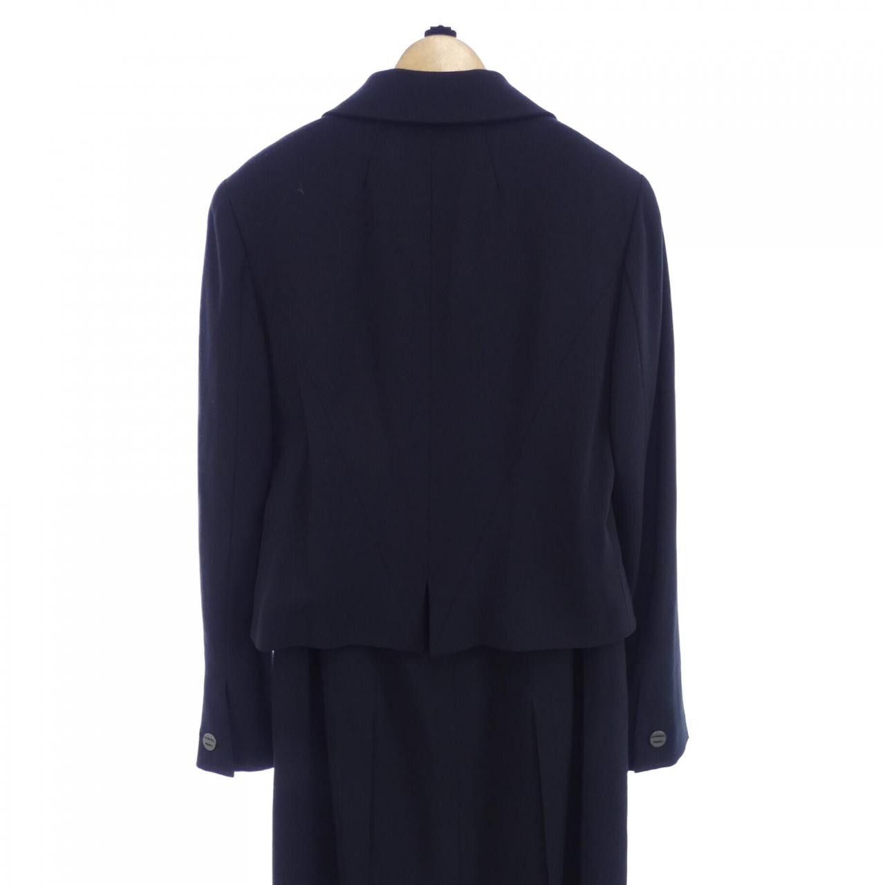 Chanel Chanel Chanel Vintage Suit Textile Suits P15045V0295400C DUTY FREE for USA Size ONE SIZE - 2 Thumbnail