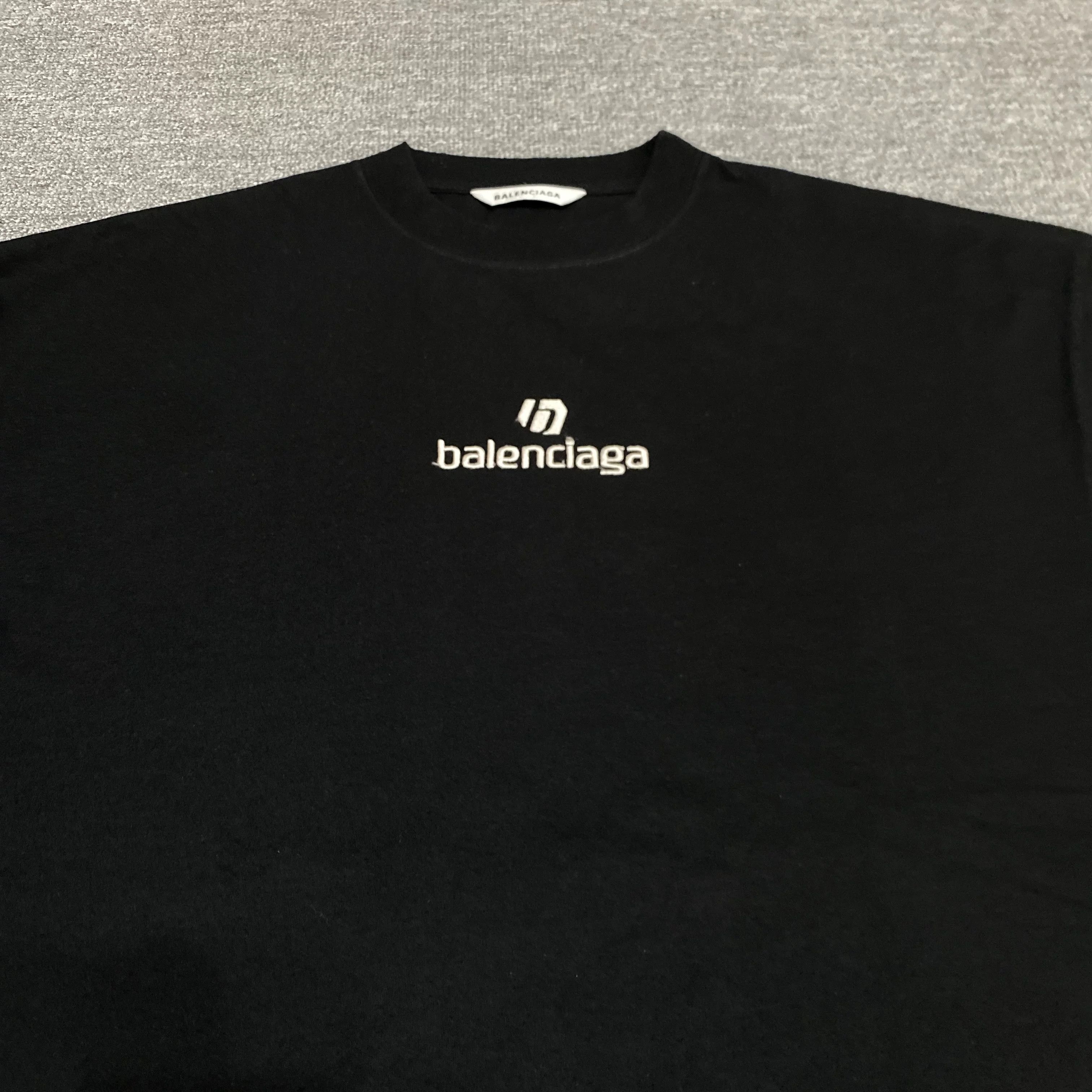 Balenciaga BALENCIAGA Embroidered Logo Short Sleeve Size US S / EU 44-46 / 1 - 4 Thumbnail