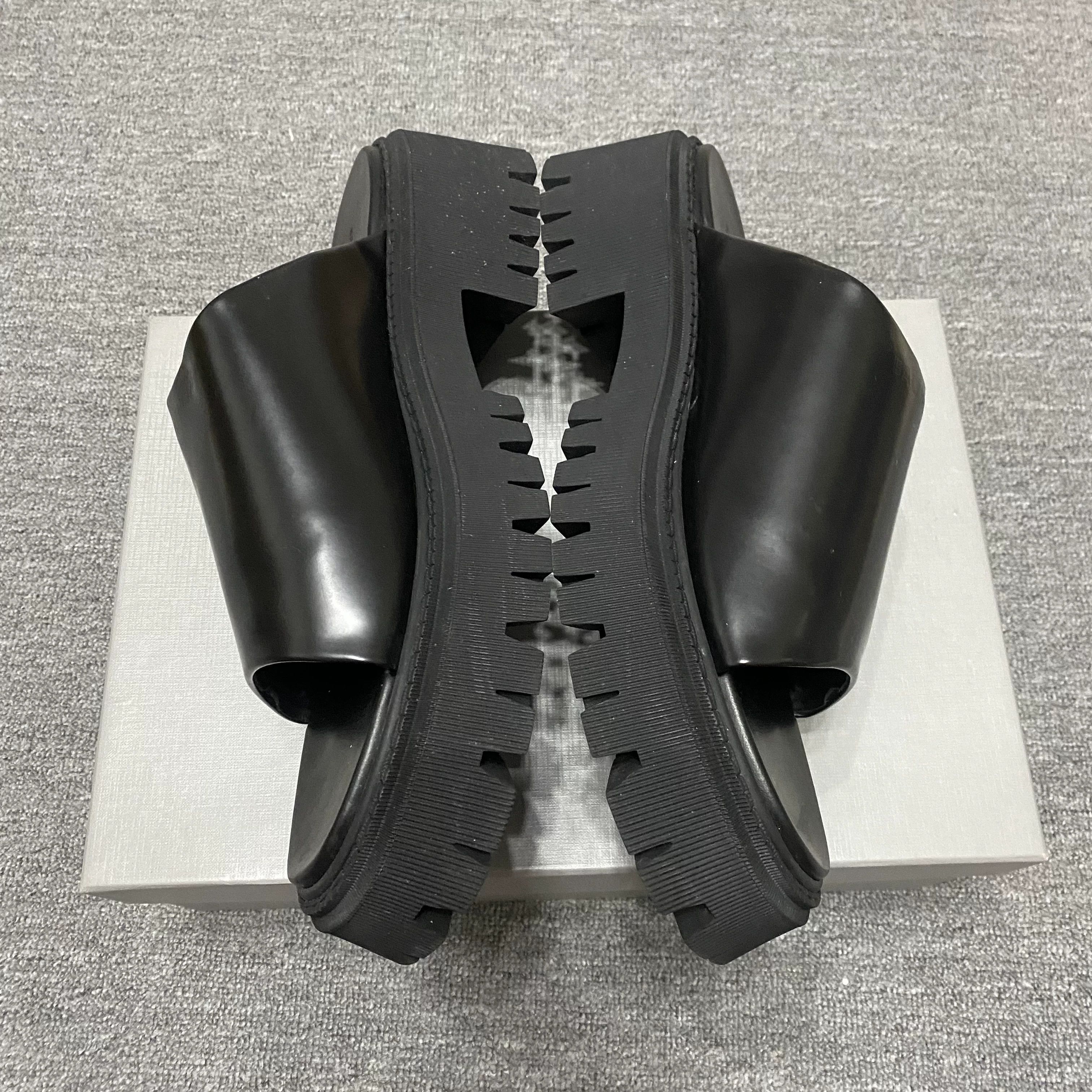 Balenciaga Balenciaga Tractor Leather Thick-Sole Derby Slides Size US 11 / EU 44 - 5 Thumbnail